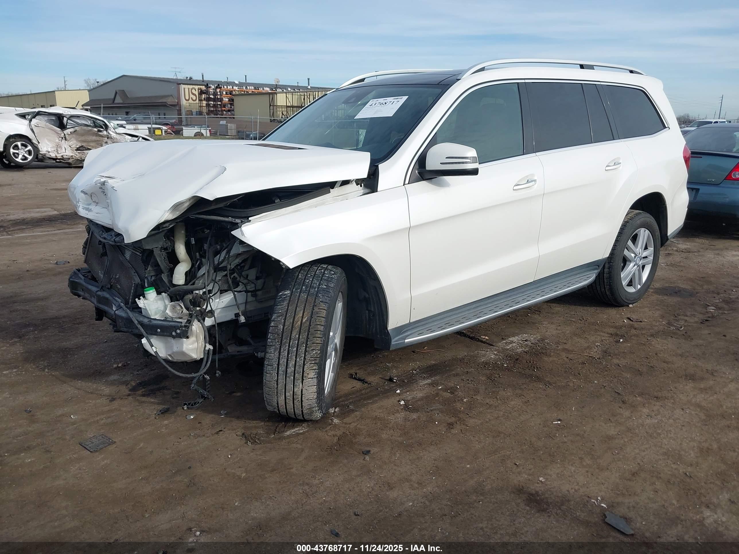 MERCEDES-BENZ GL image 2