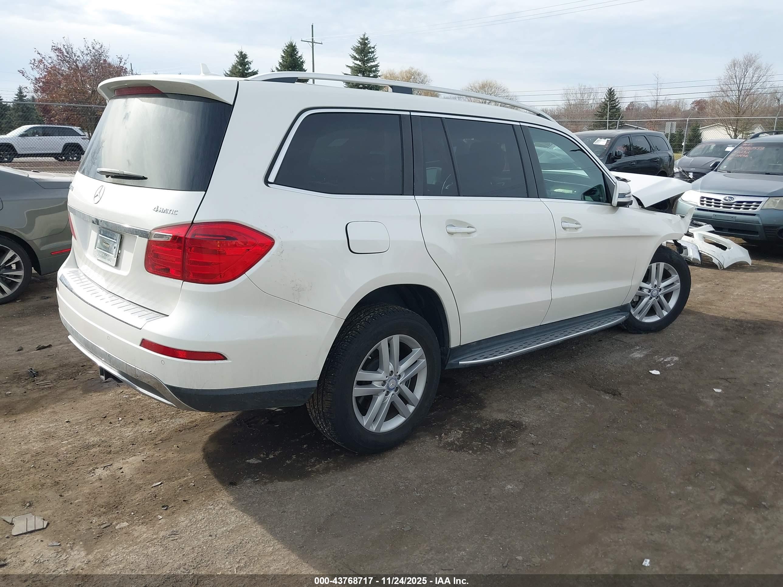 MERCEDES-BENZ GL image 4