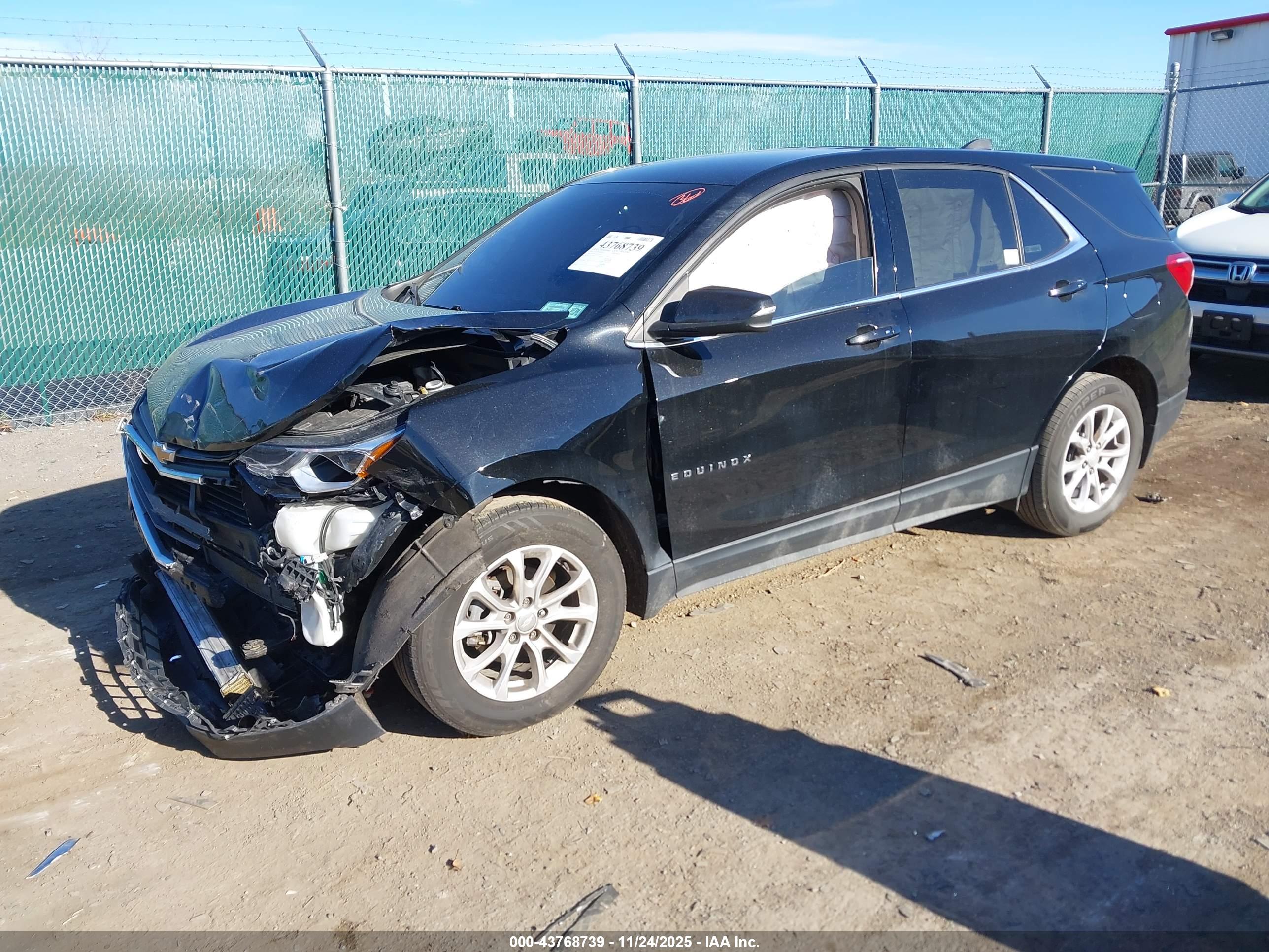 CHEVROLET EQUINOX image 2