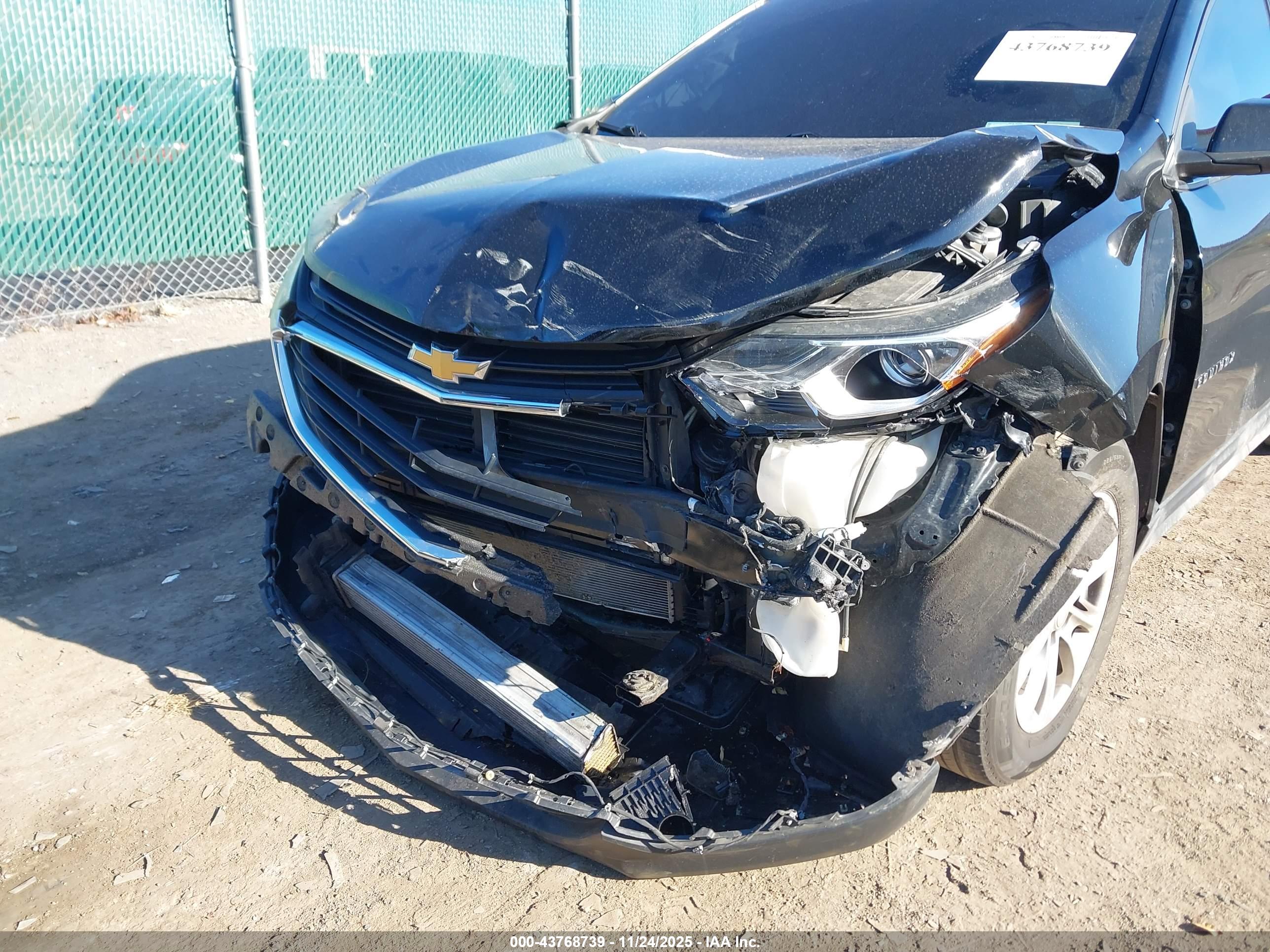 CHEVROLET EQUINOX image 6