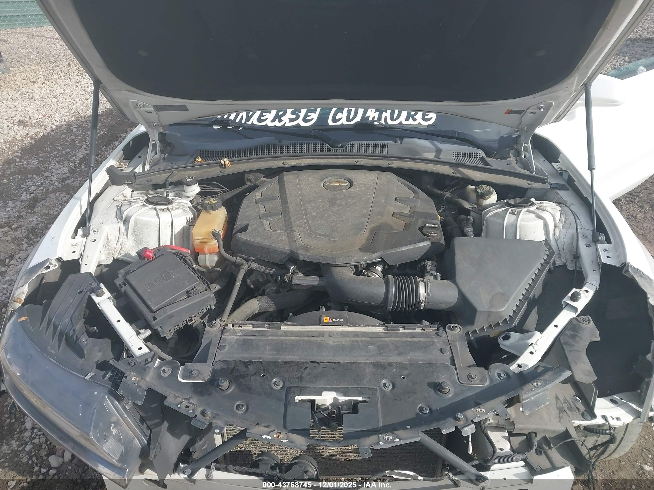 CHEVROLET CAMARO image 10