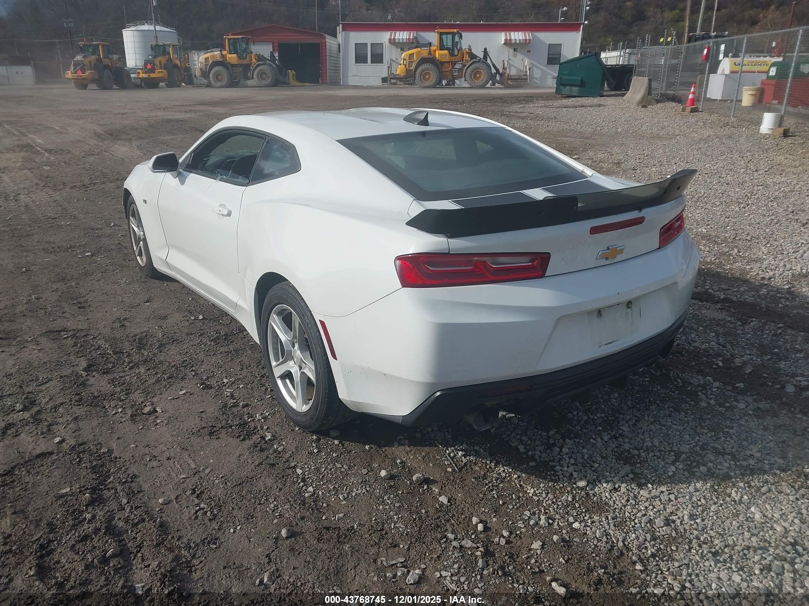 CHEVROLET CAMARO image 3