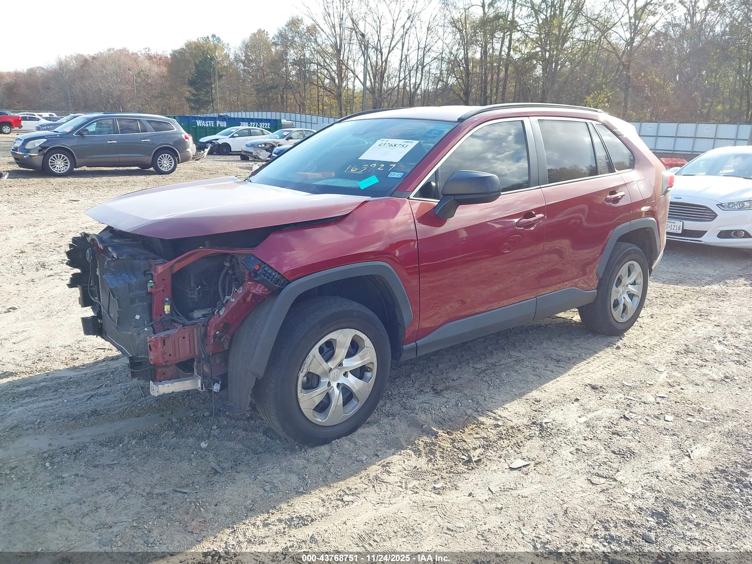 TOYOTA RAV4 image 2