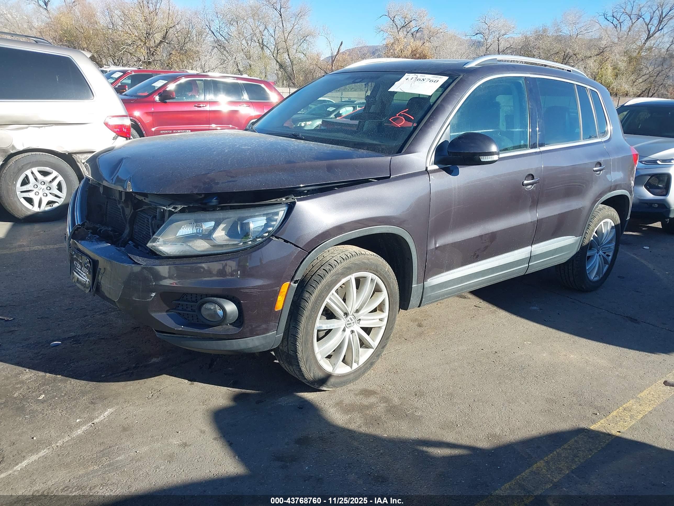 VOLKSWAGEN TIGUAN image 2