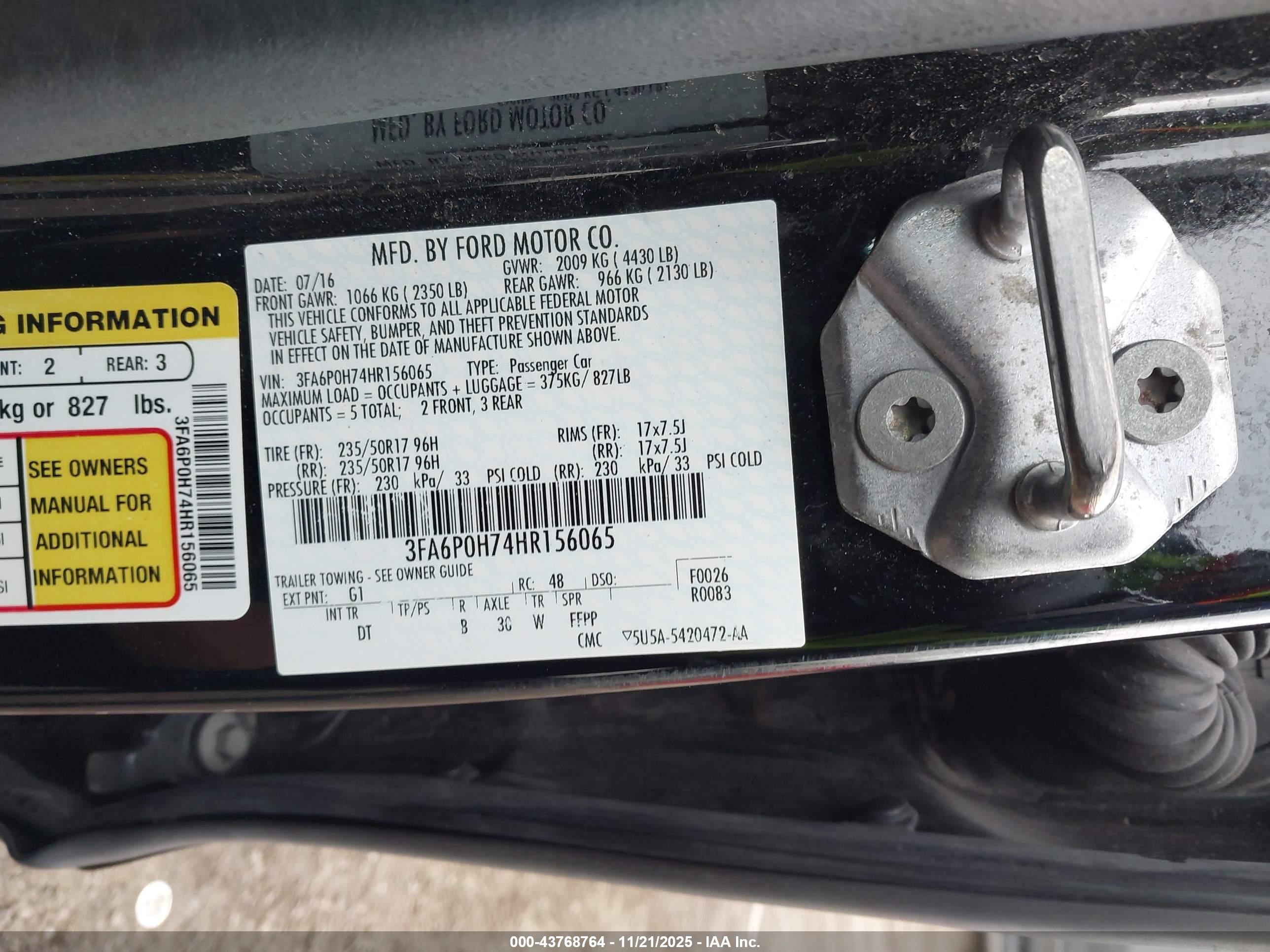 FORD FUSION image 9