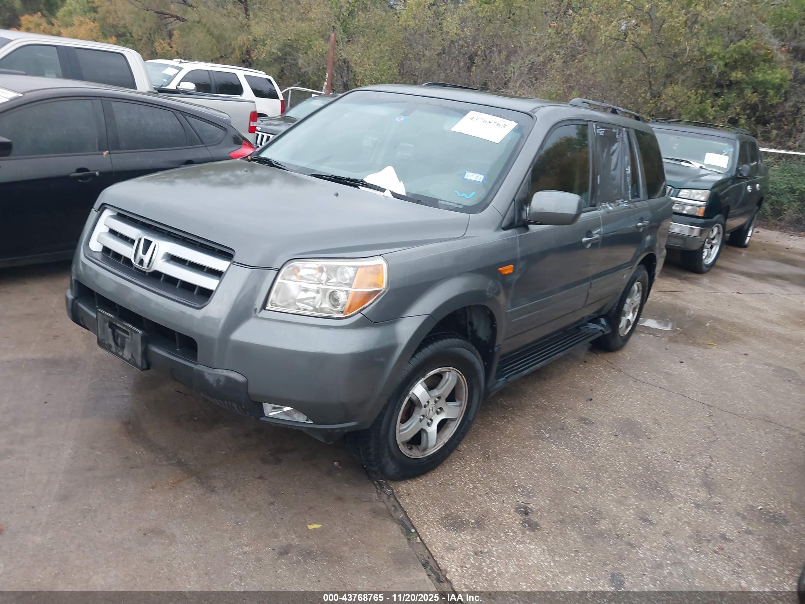 HONDA PILOT image 2