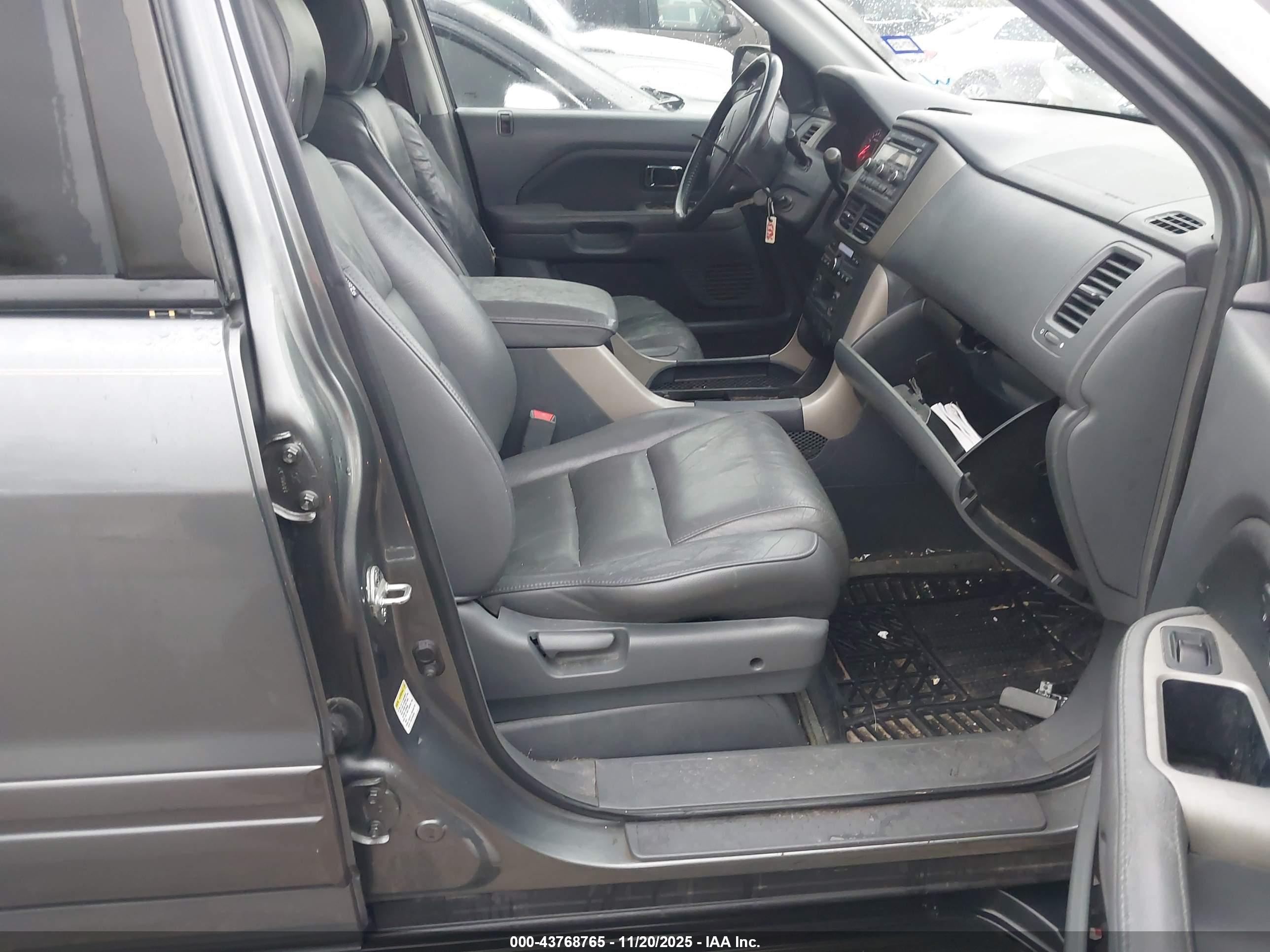 HONDA PILOT image 5