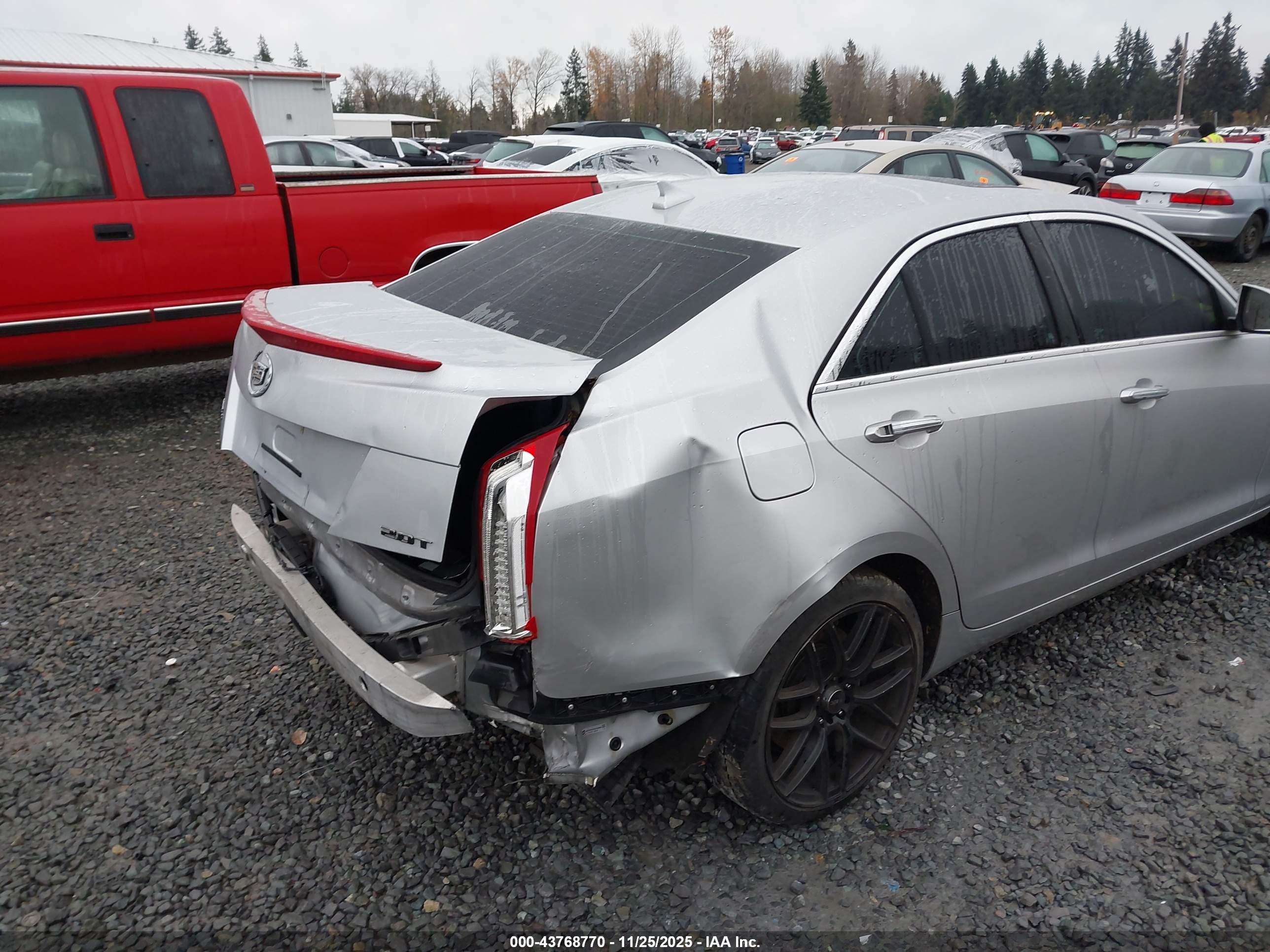 CADILLAC ATS image 6