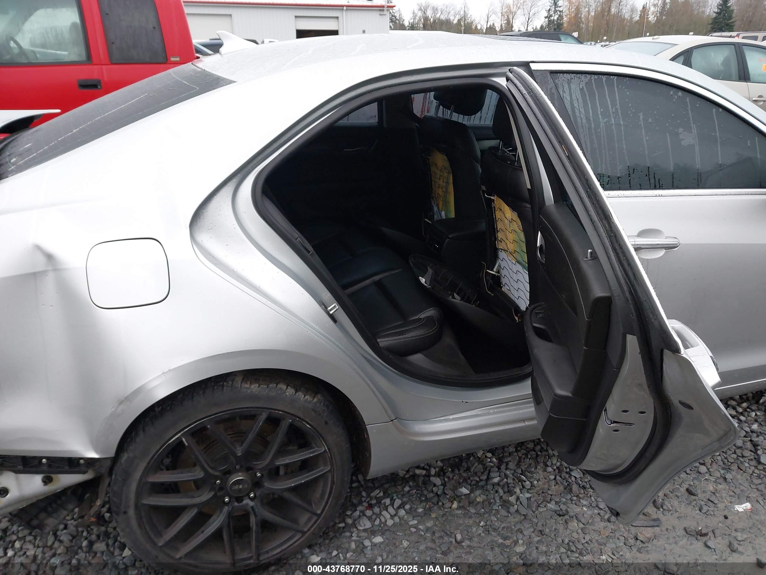 CADILLAC ATS image 8