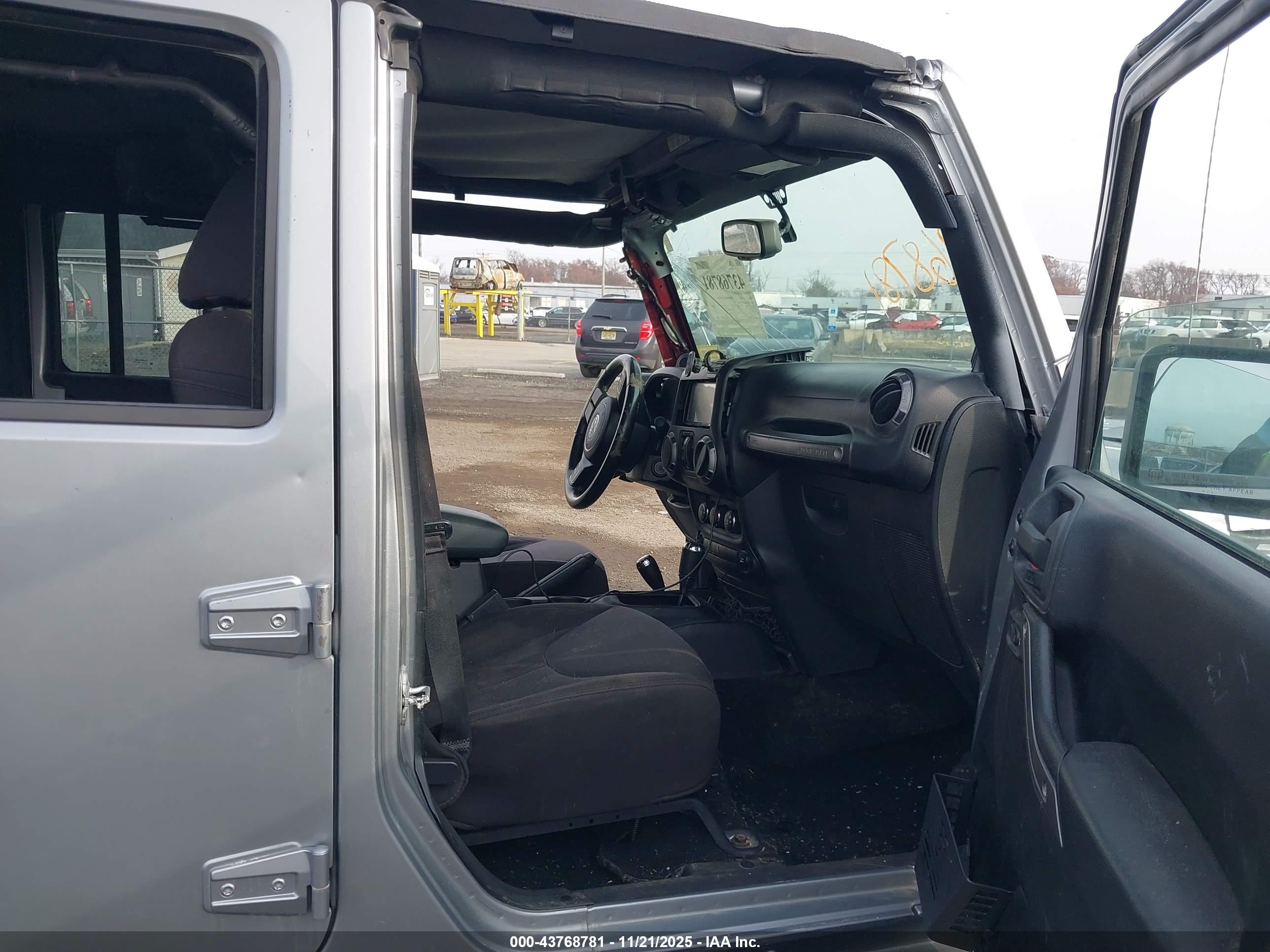 JEEP WRANGLER image 5
