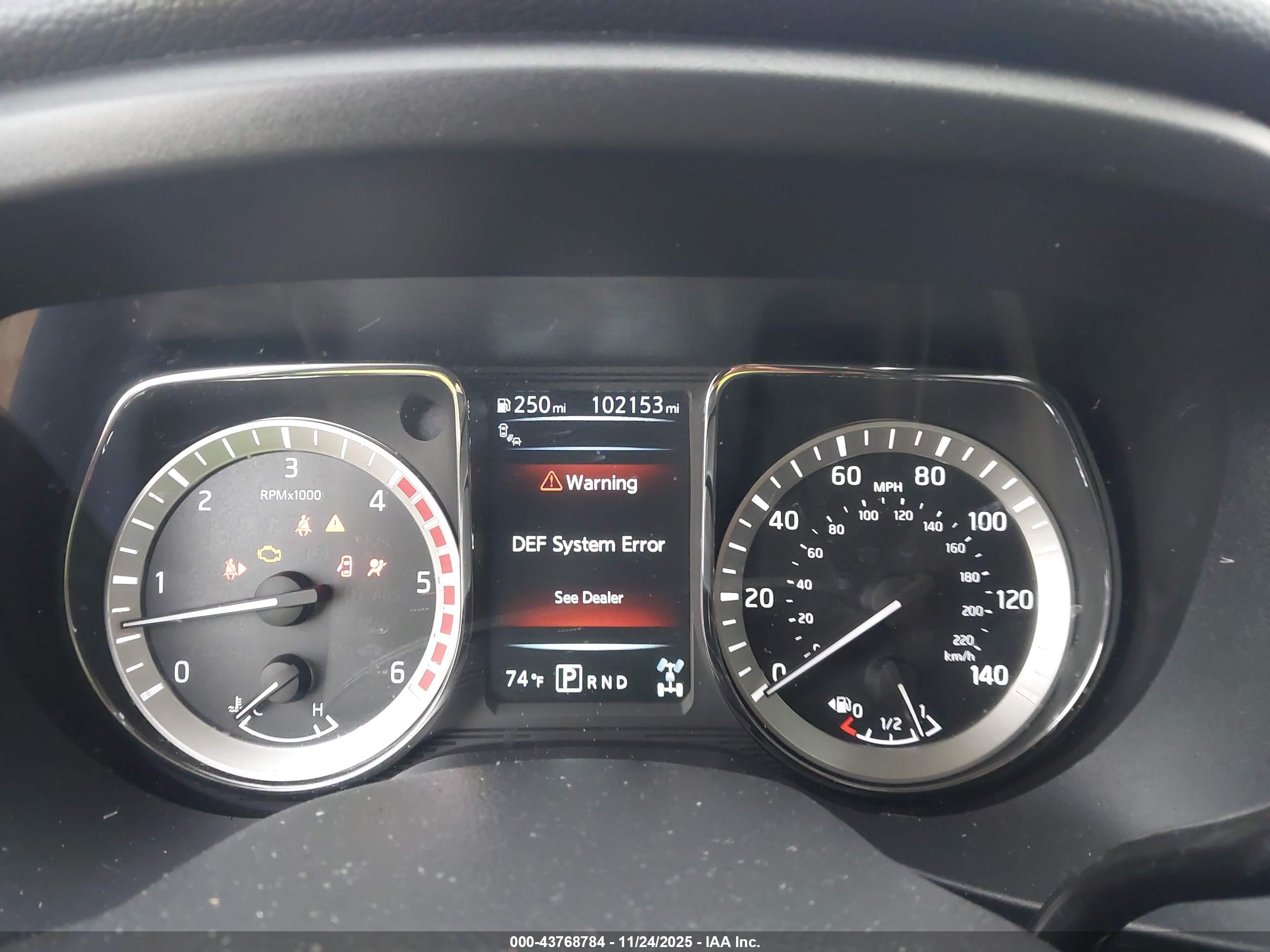 NISSAN TITAN image 7
