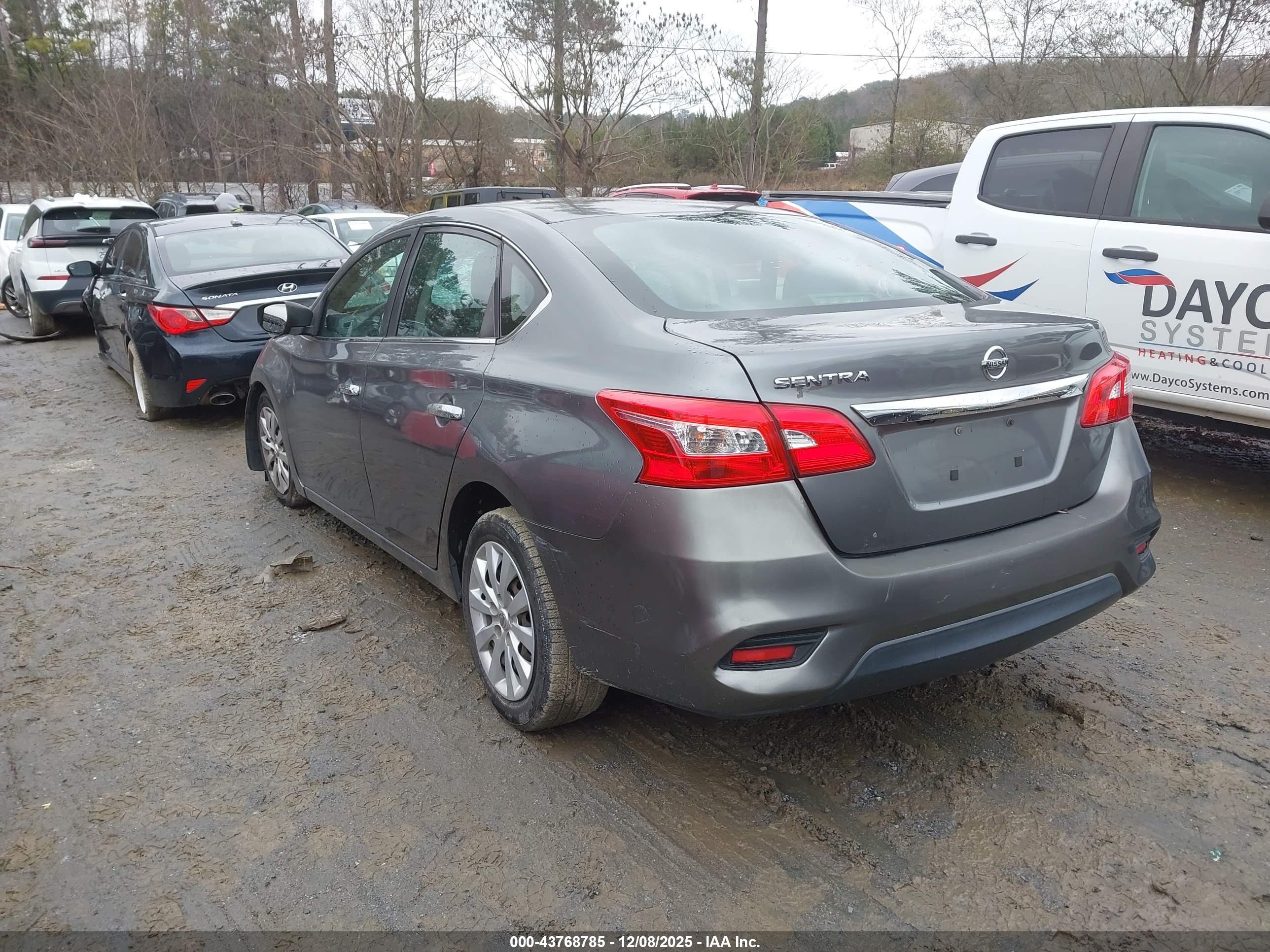 NISSAN SENTRA image 3