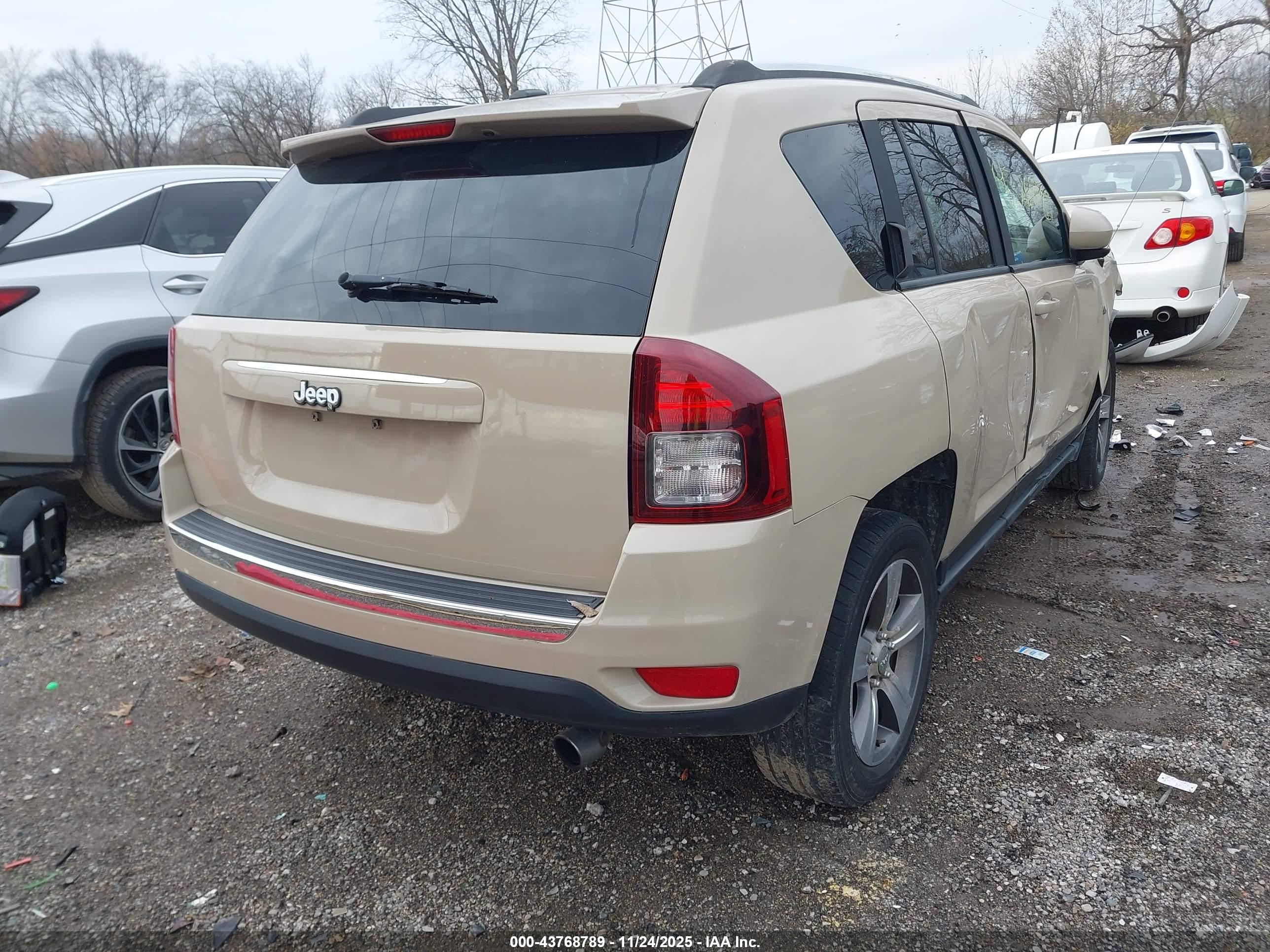 JEEP COMPASS image 4