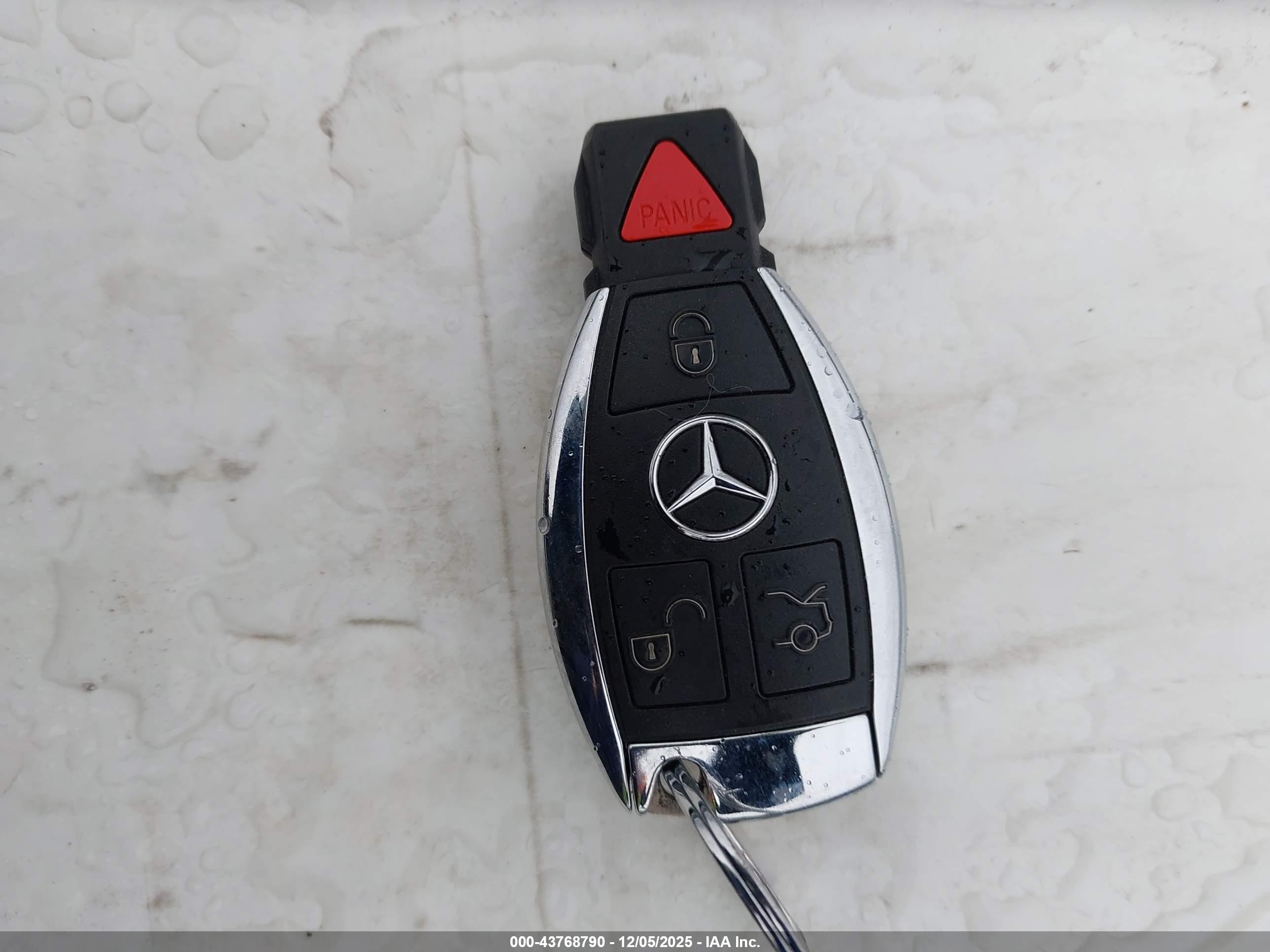 MERCEDES-BENZ C image 11