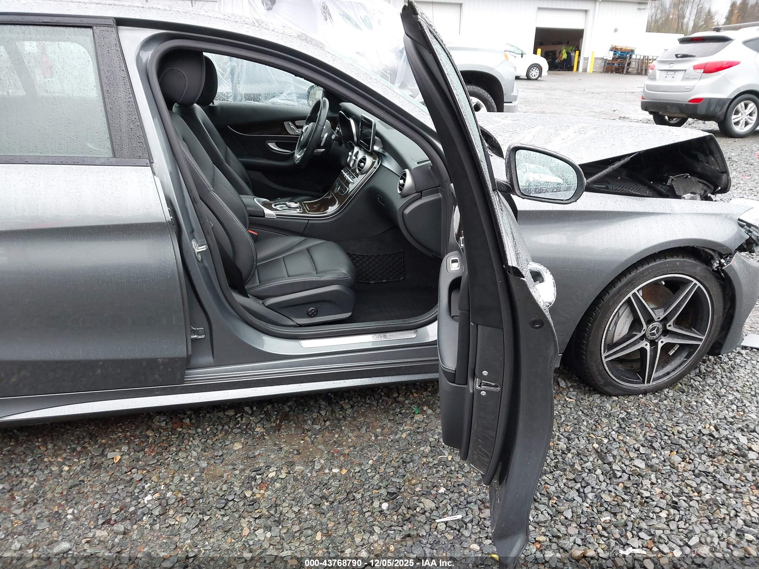 MERCEDES-BENZ C image 5