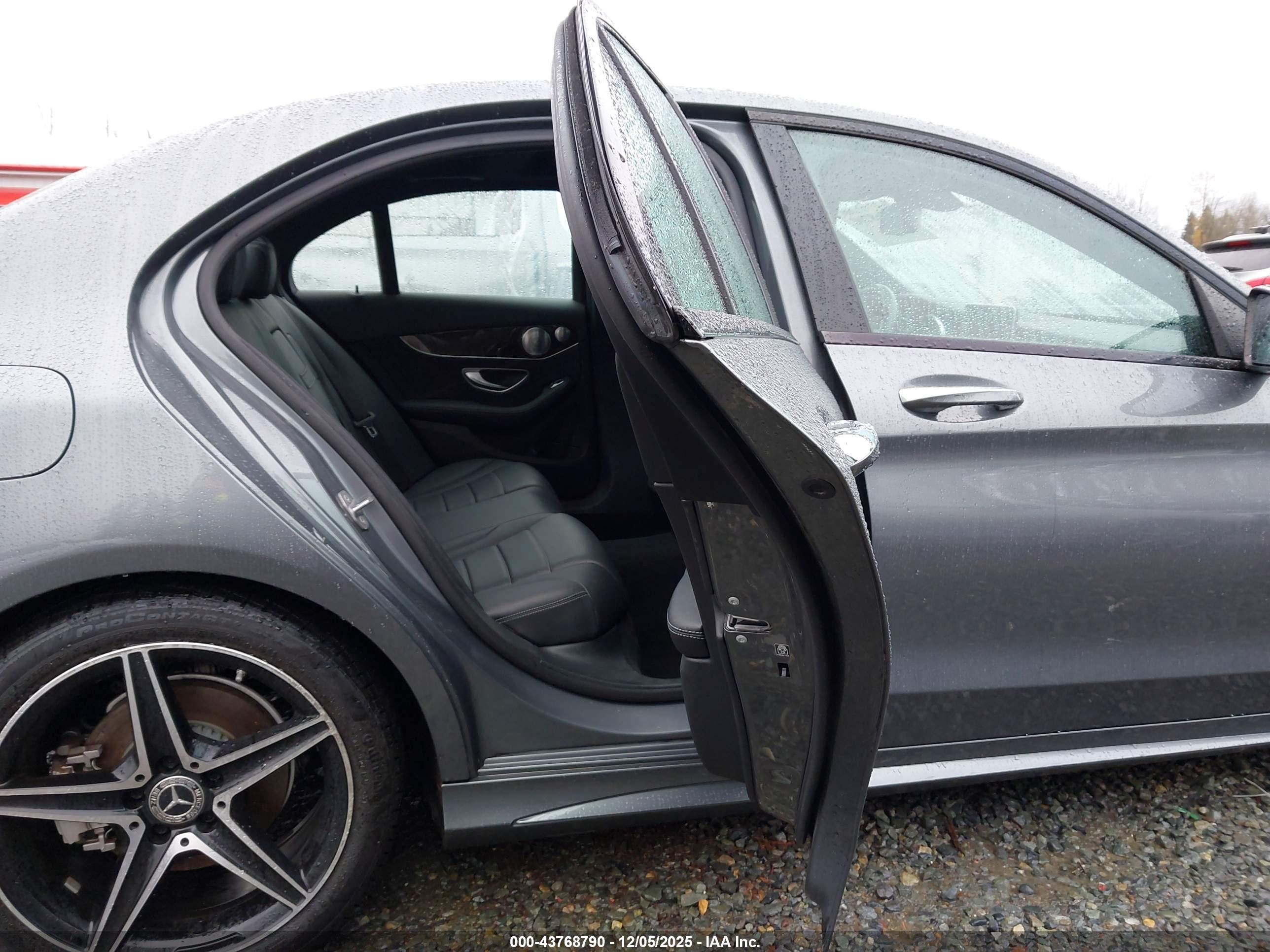 MERCEDES-BENZ C image 8
