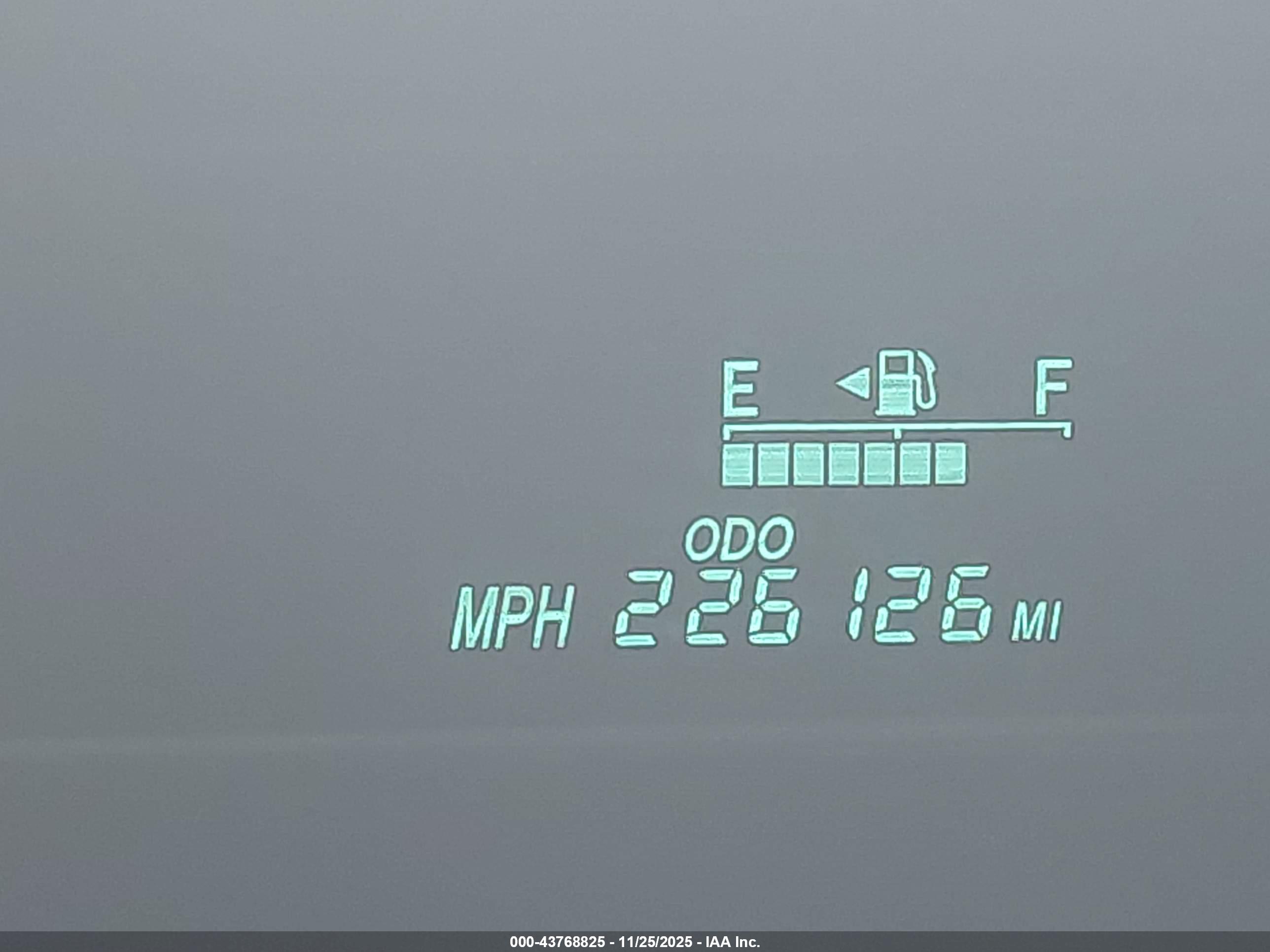 TOYOTA PRIUS image 7