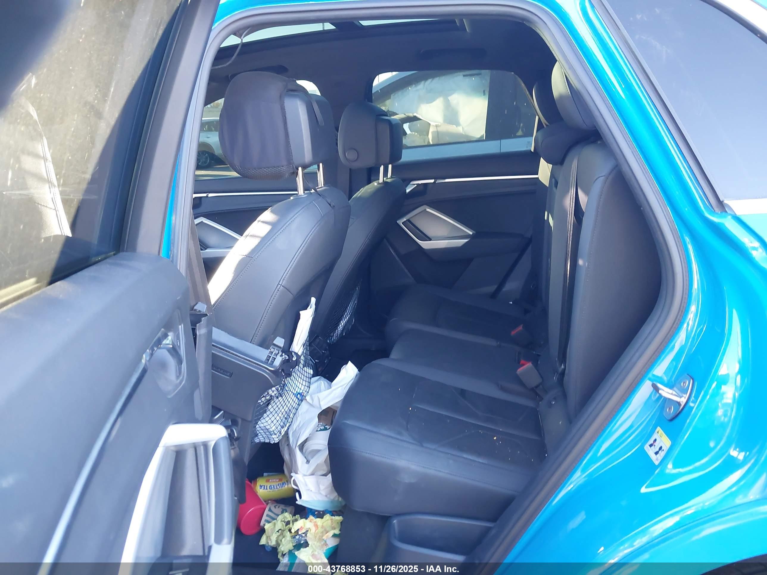 AUDI Q3 image 8