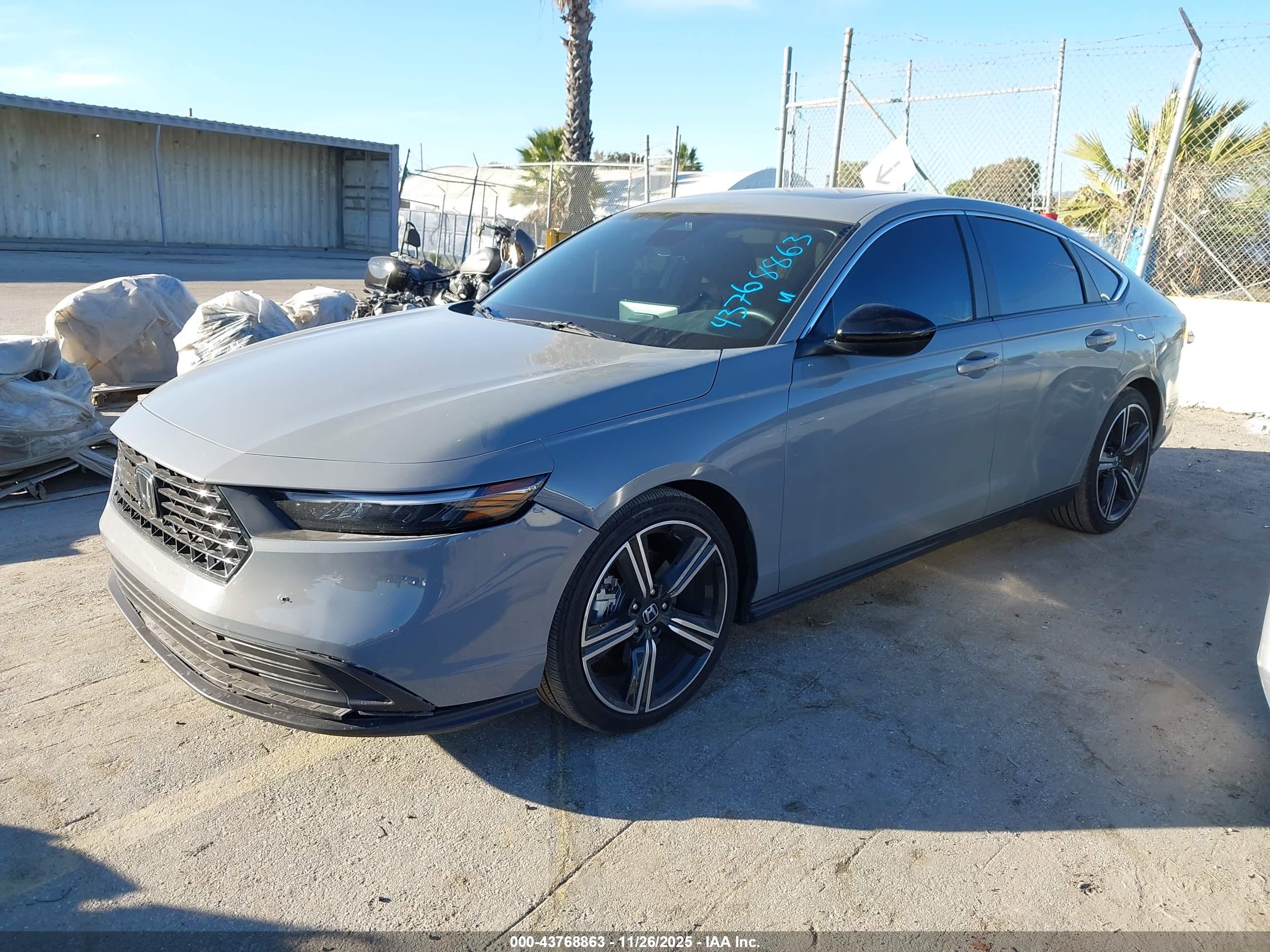 HONDA ACCORD image 2