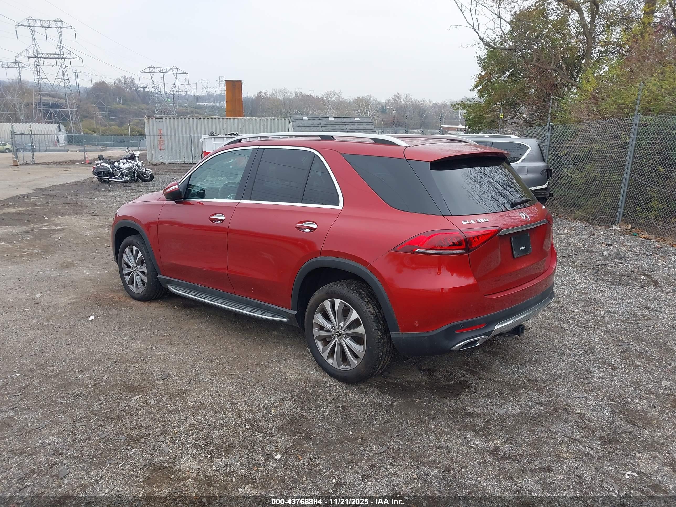 MERCEDES-BENZ GLE image 3