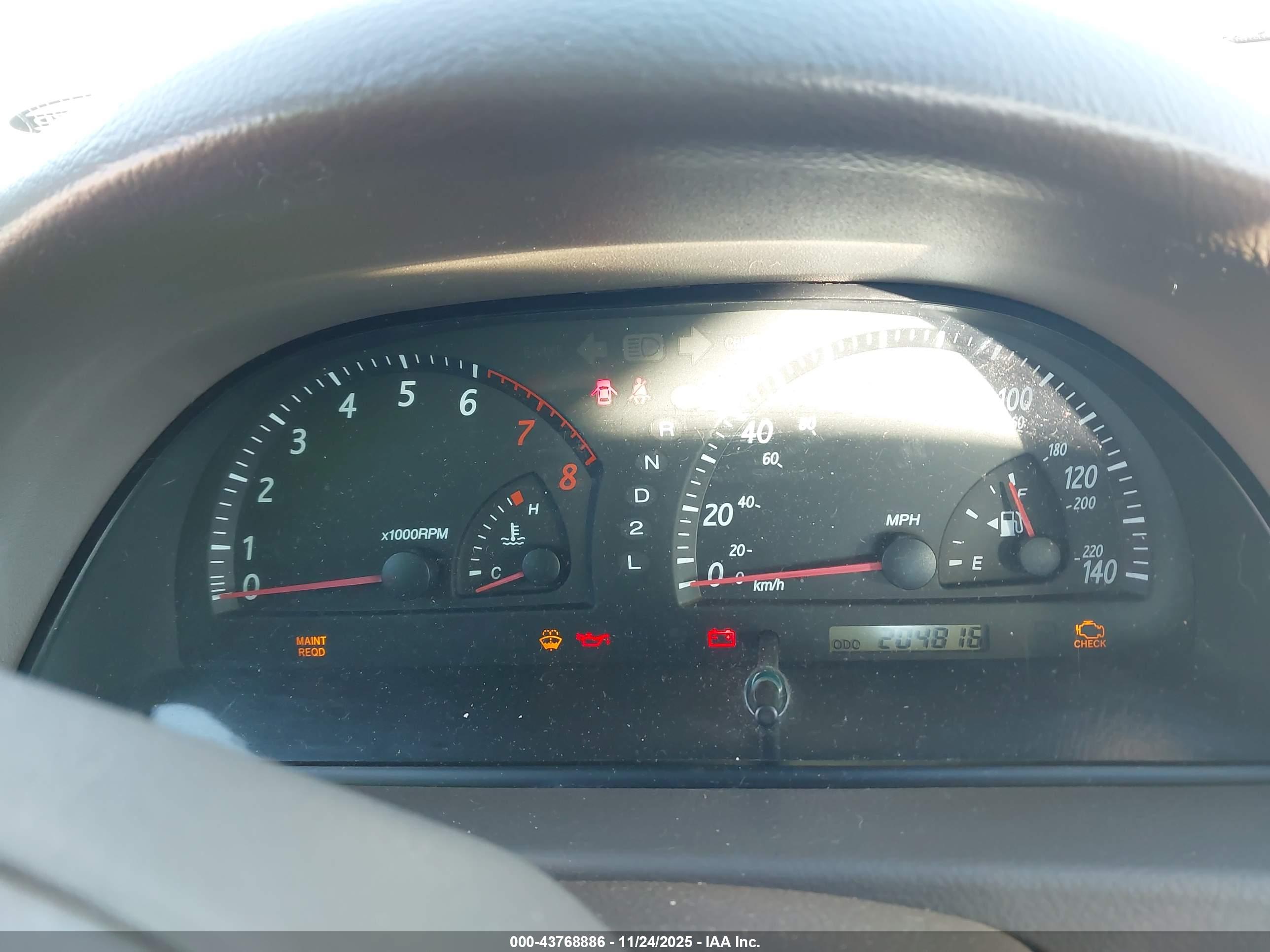 TOYOTA CAMRY image 7