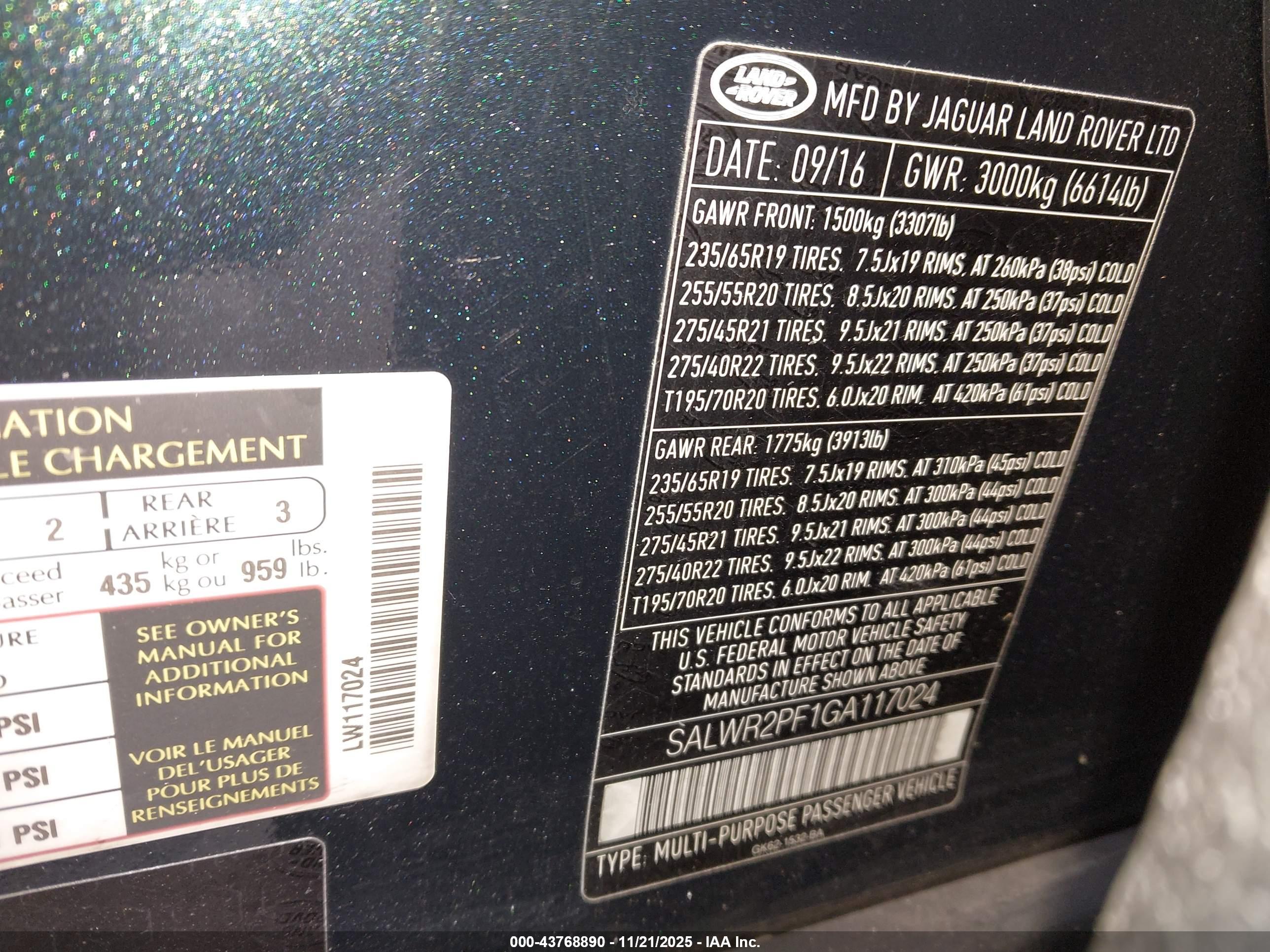 LAND ROVER image 9