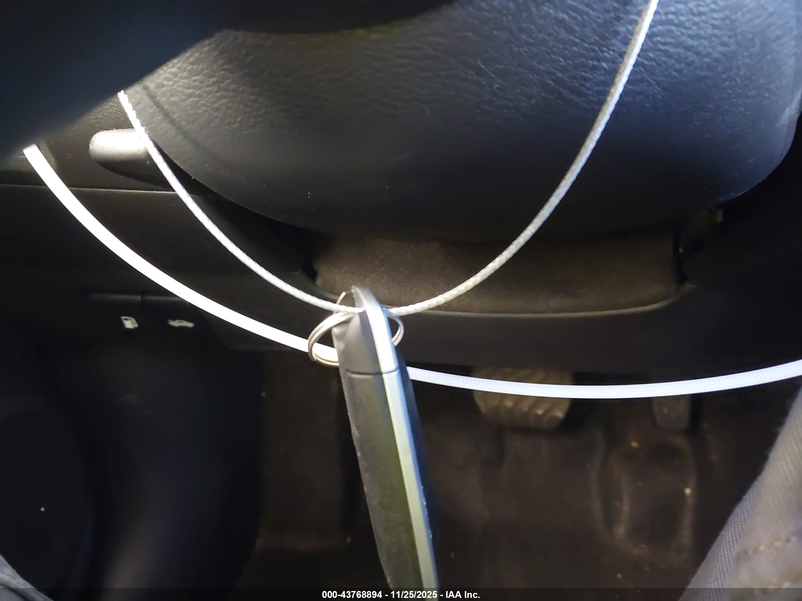 NISSAN KICKS image 11