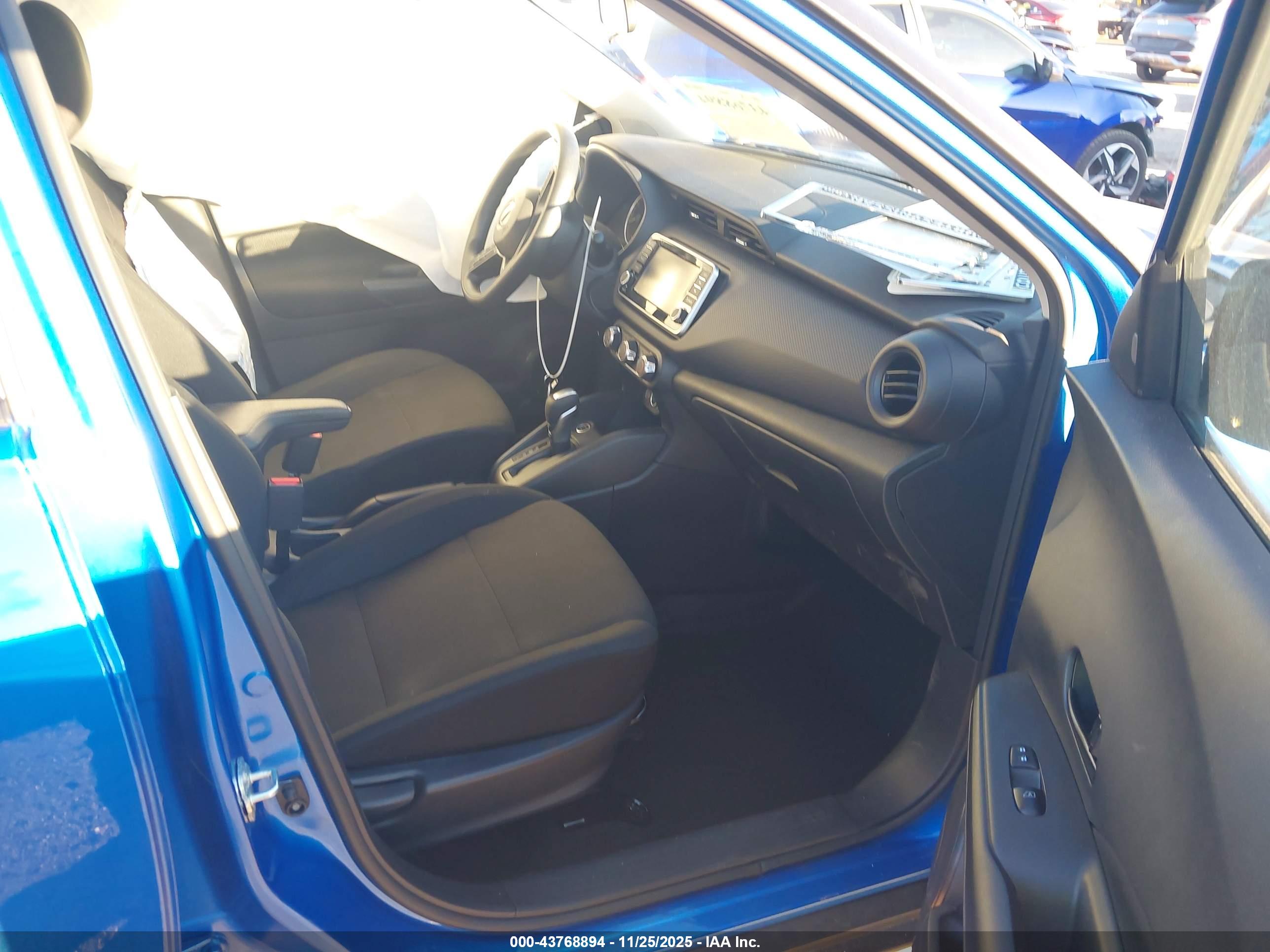 NISSAN KICKS image 5