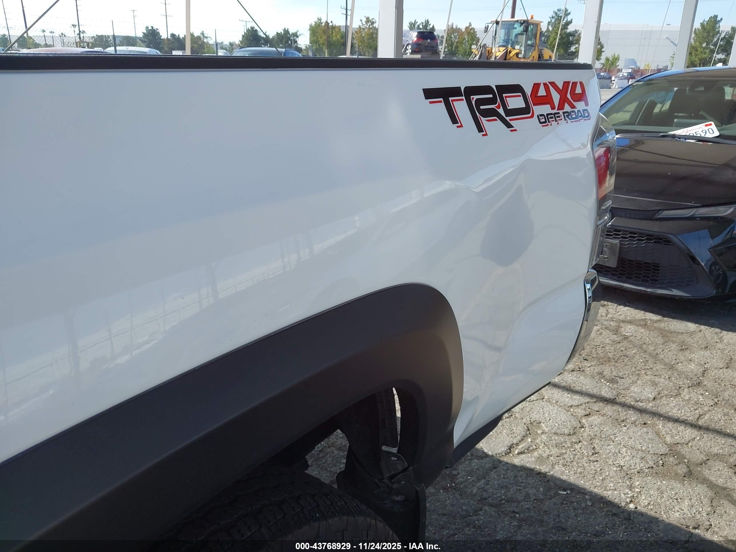 TOYOTA TACOMA image 6