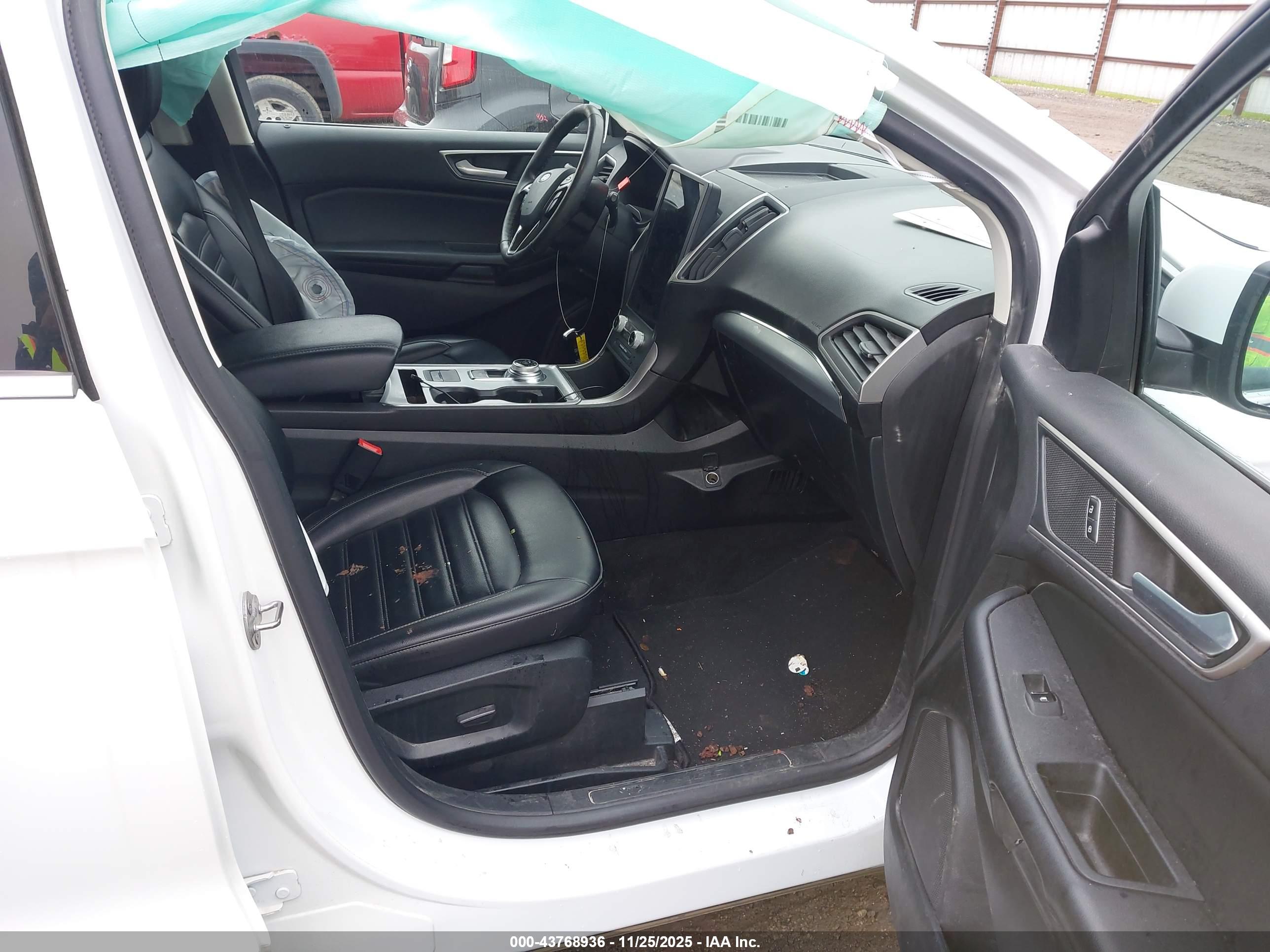 FORD EDGE image 5