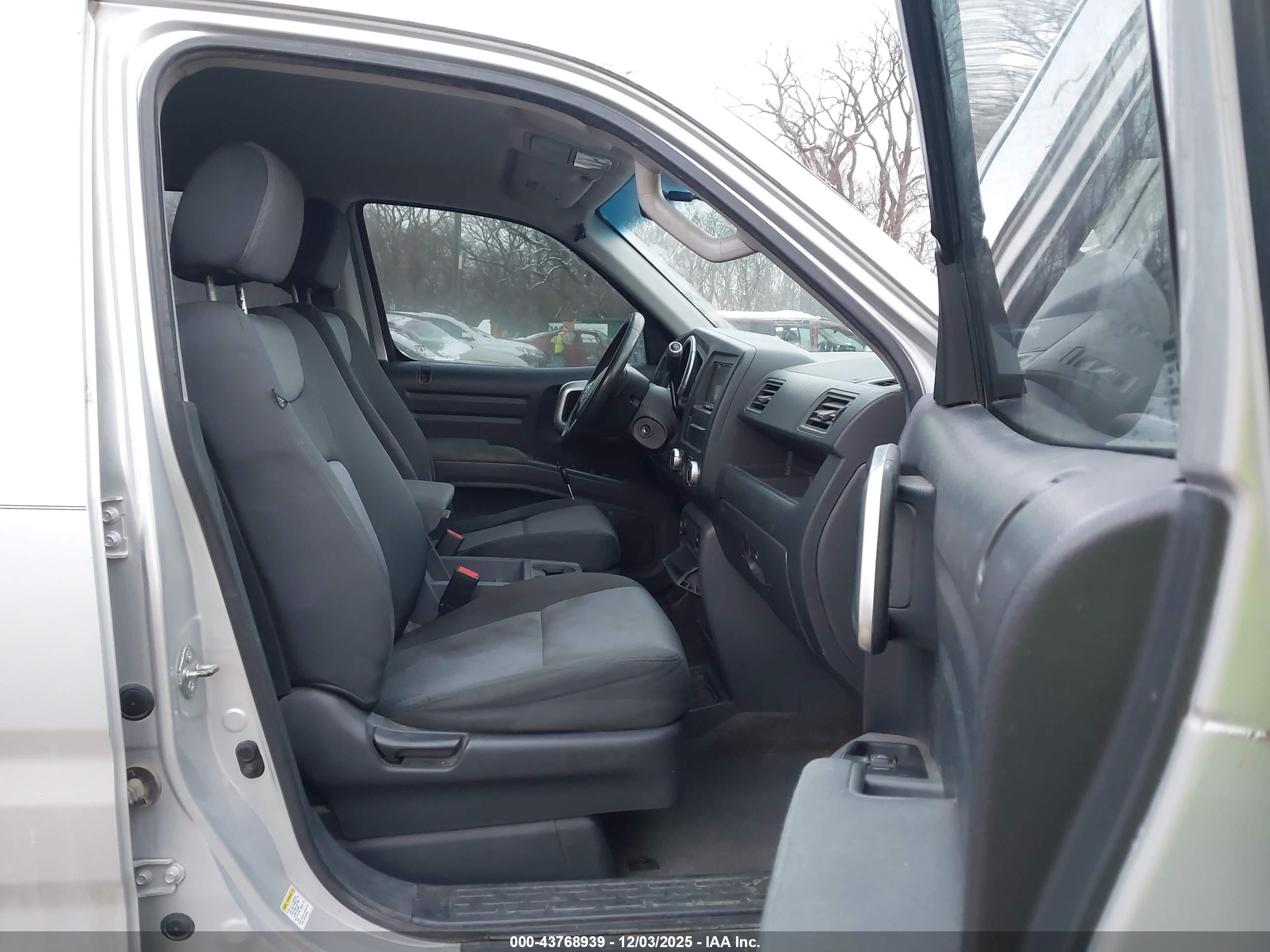 HONDA RIDGELINE image 5