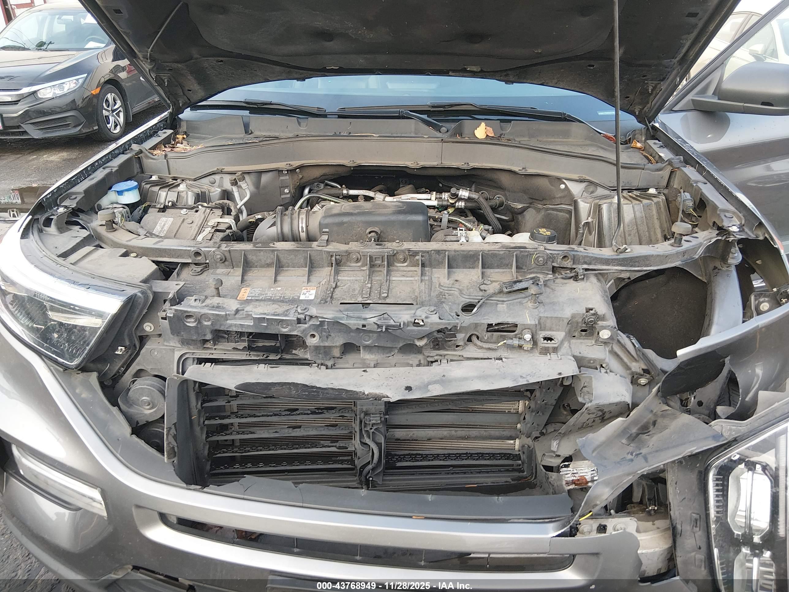 FORD EXPLORER image 10