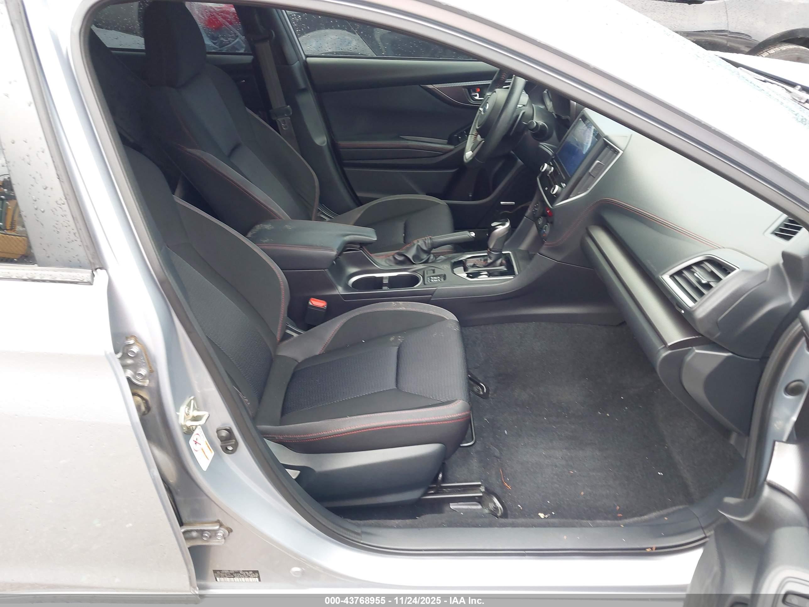 SUBARU IMPREZA image 5