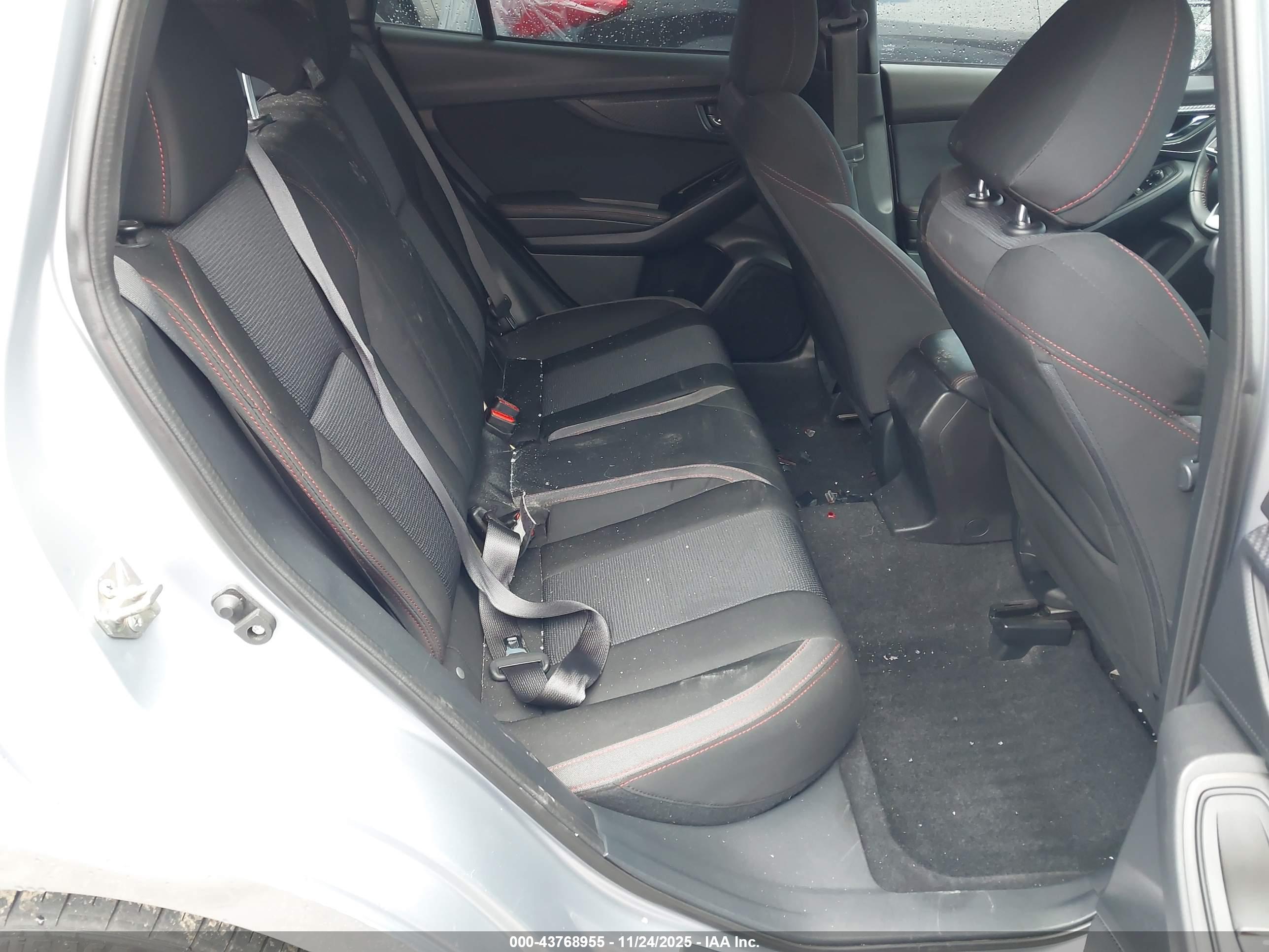 SUBARU IMPREZA image 8