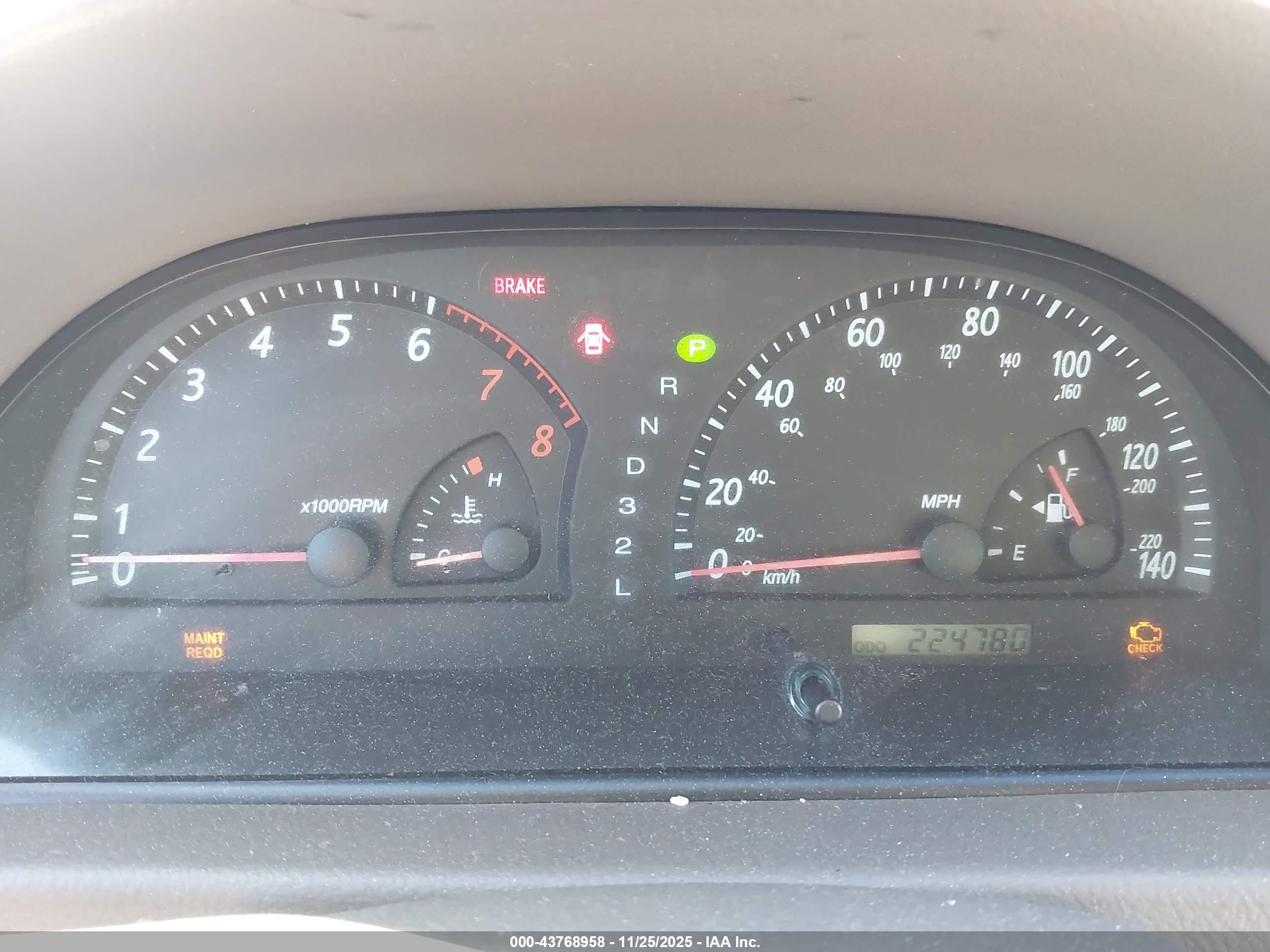 TOYOTA CAMRY image 7