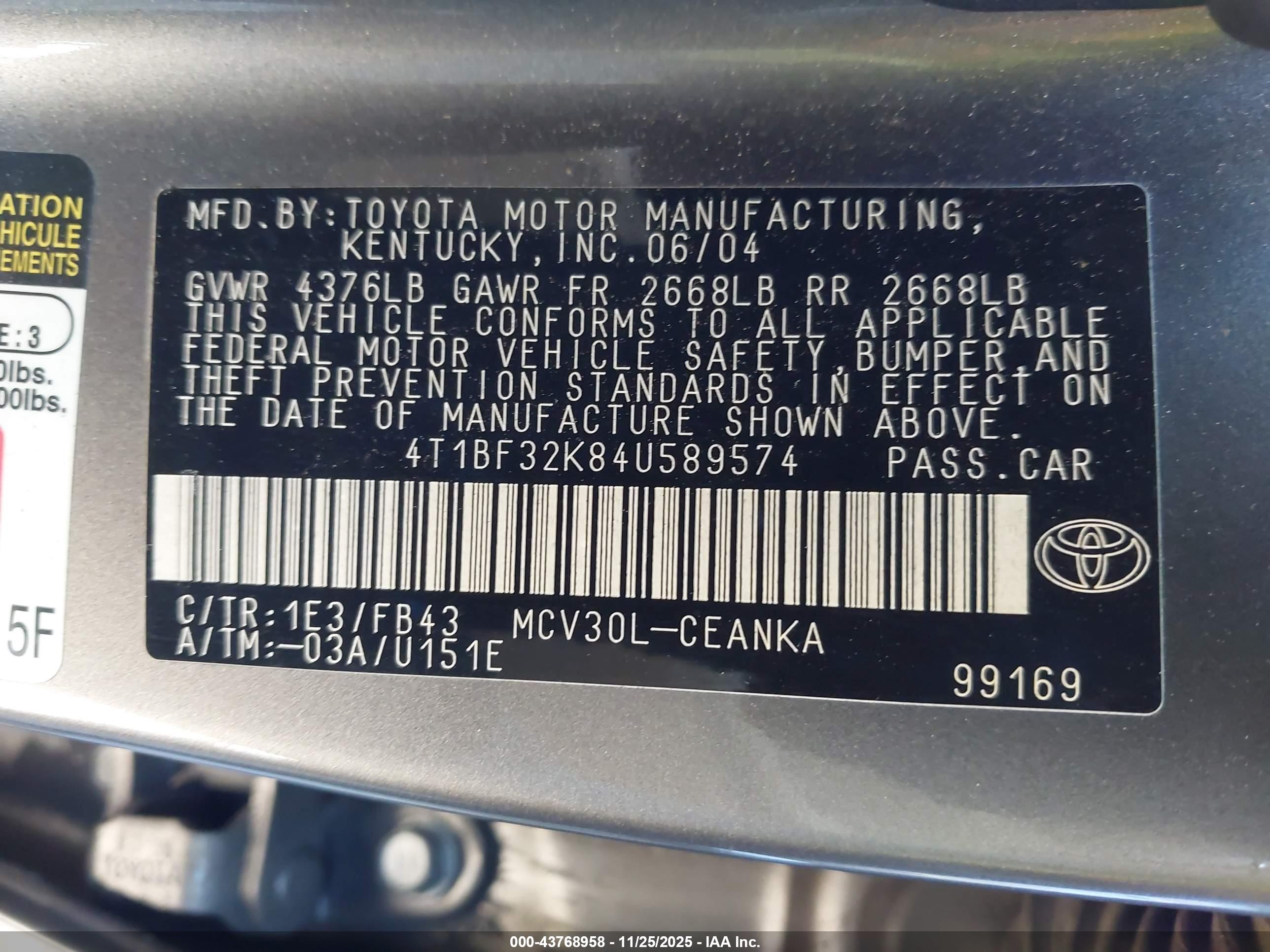 TOYOTA CAMRY image 9