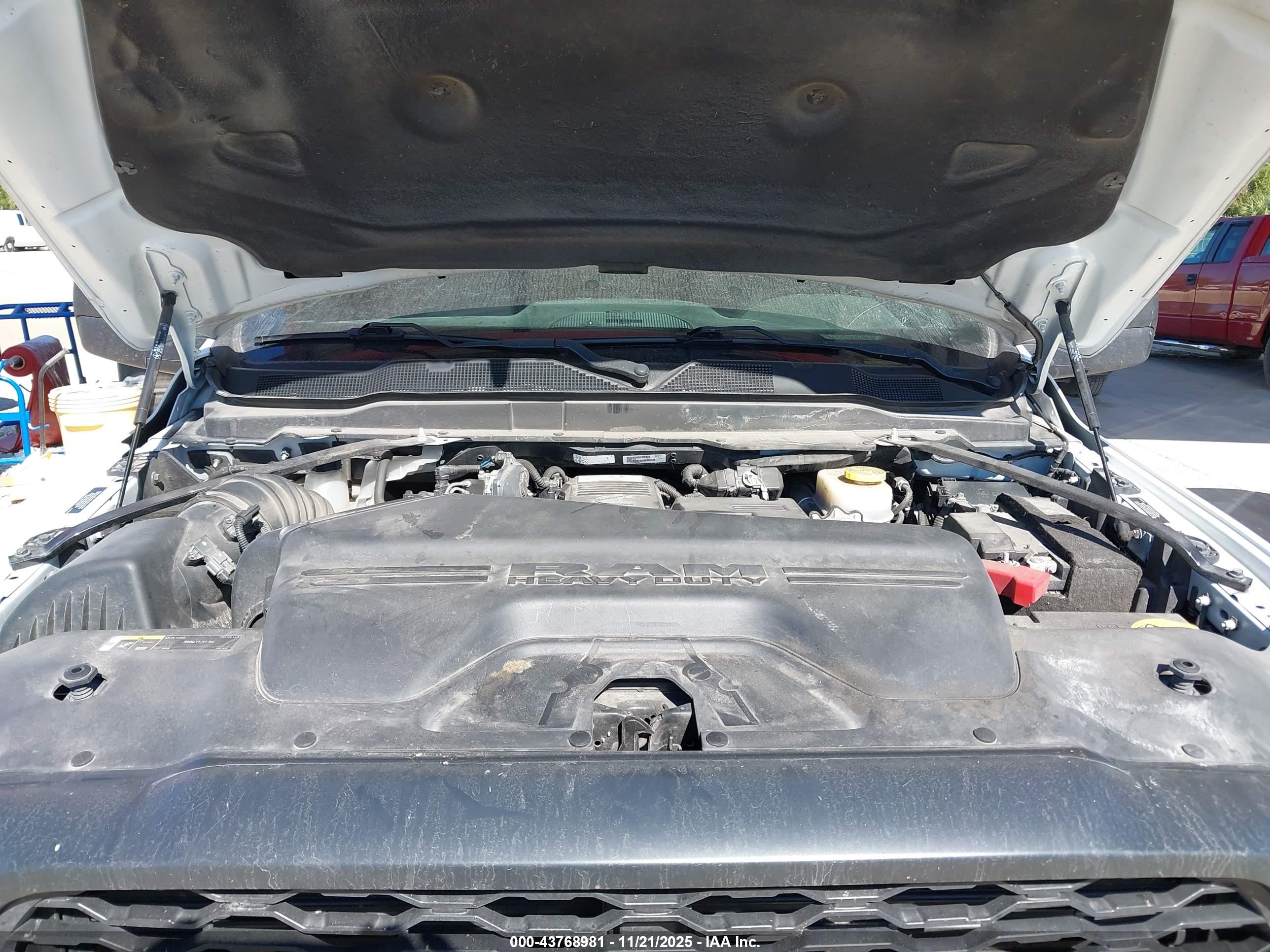 RAM 2500 image 10