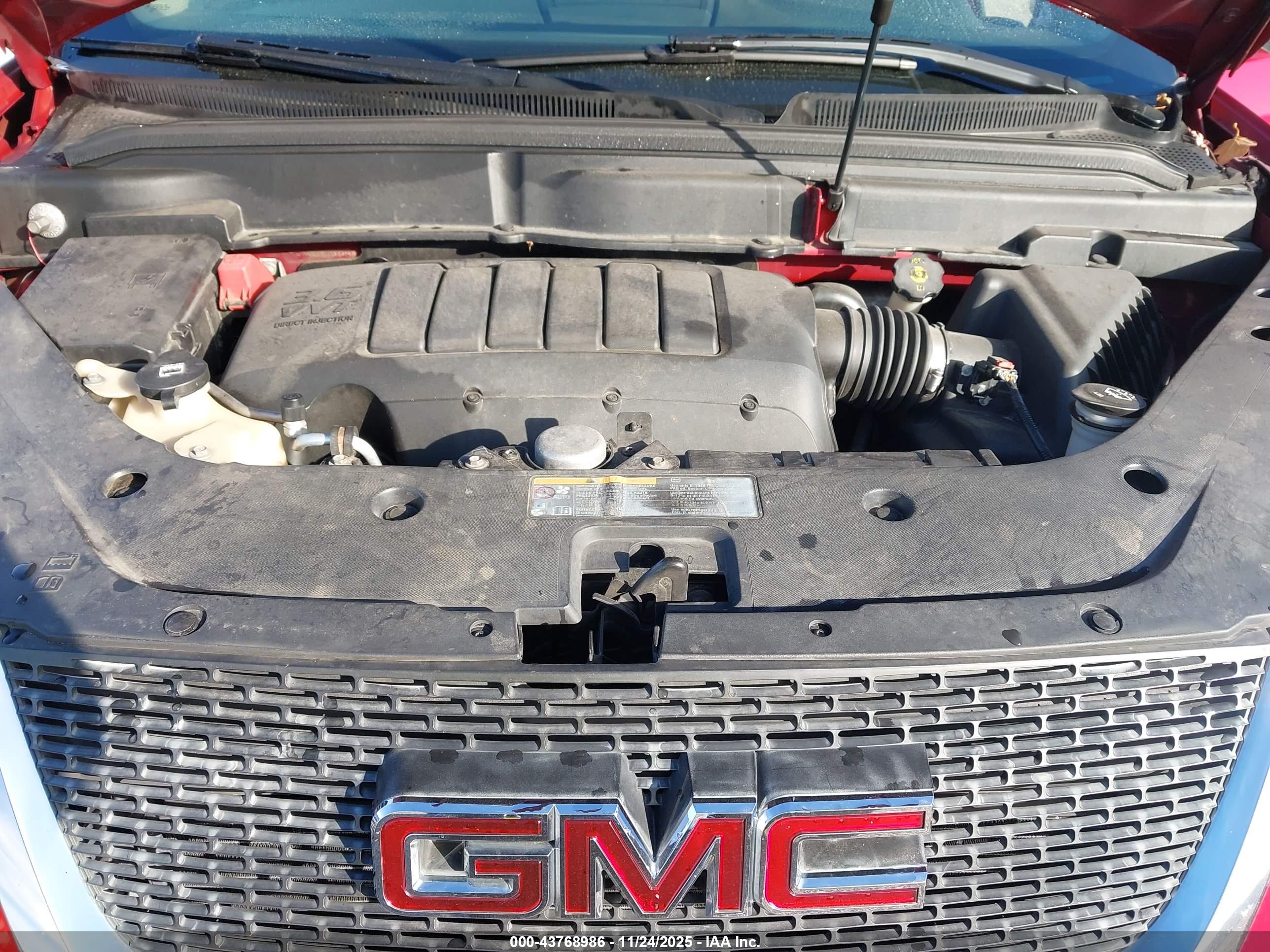 GMC ACADIA image 10