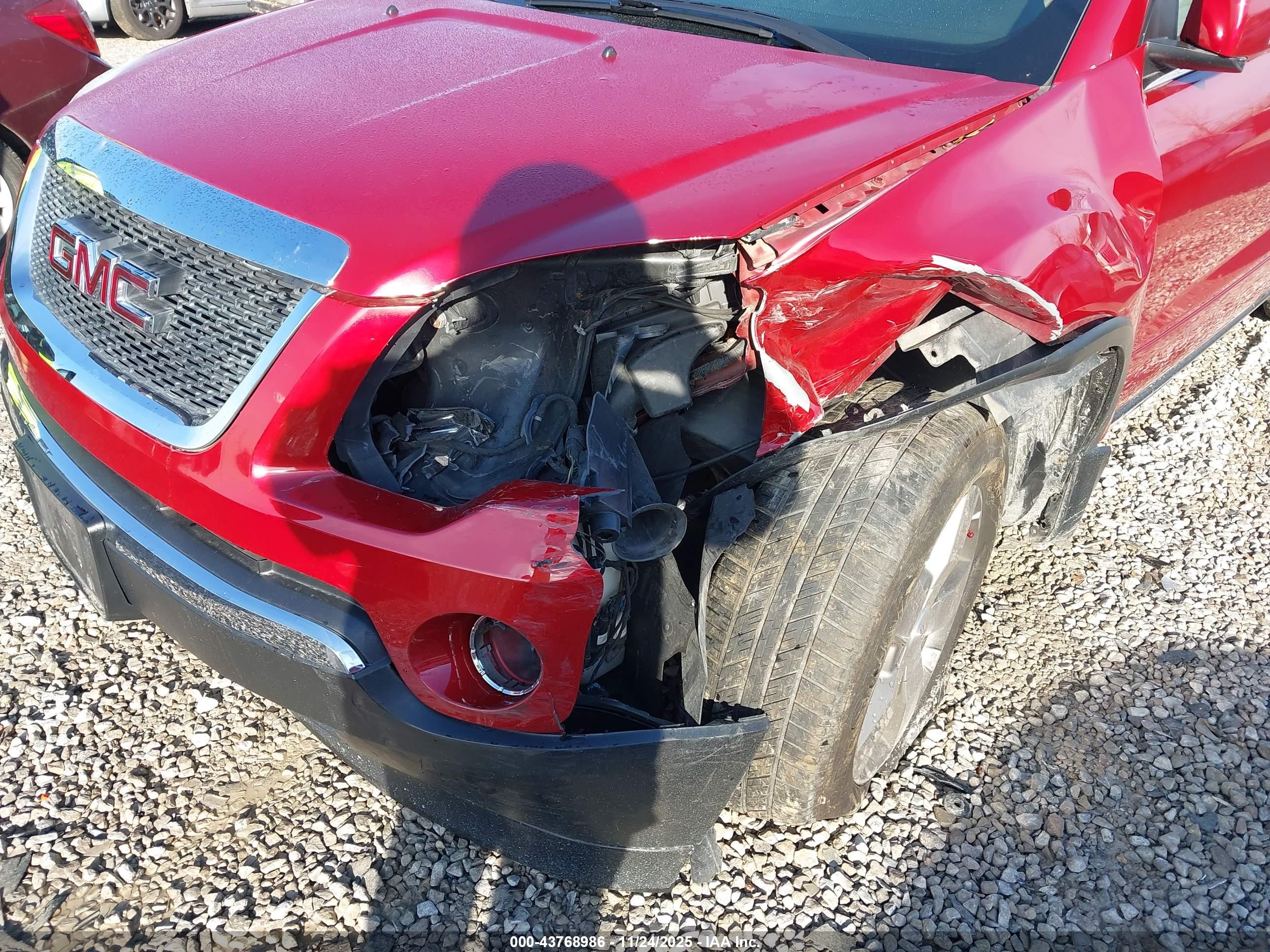 GMC ACADIA image 6