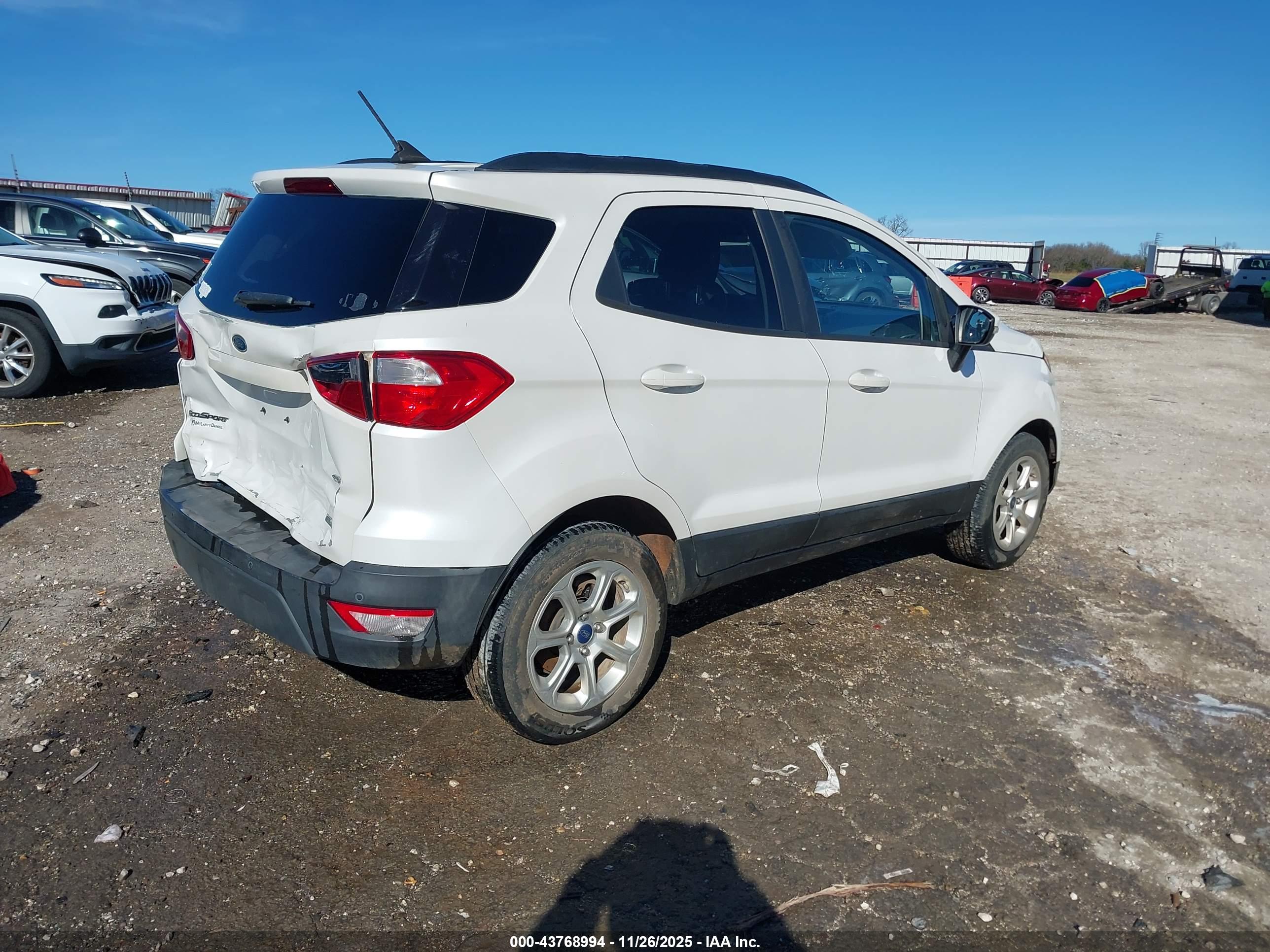 FORD ECOSPORT image 4