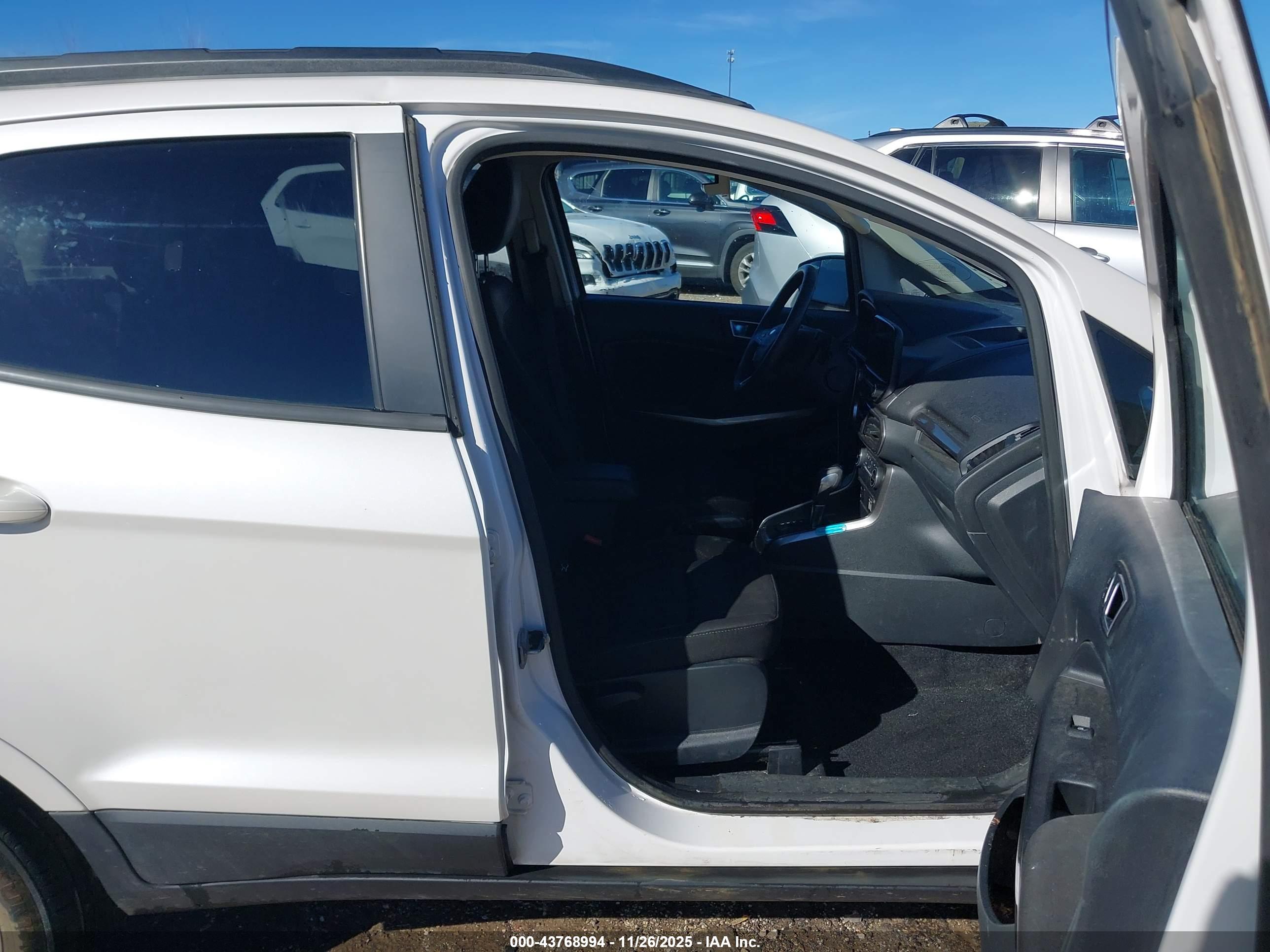 FORD ECOSPORT image 5