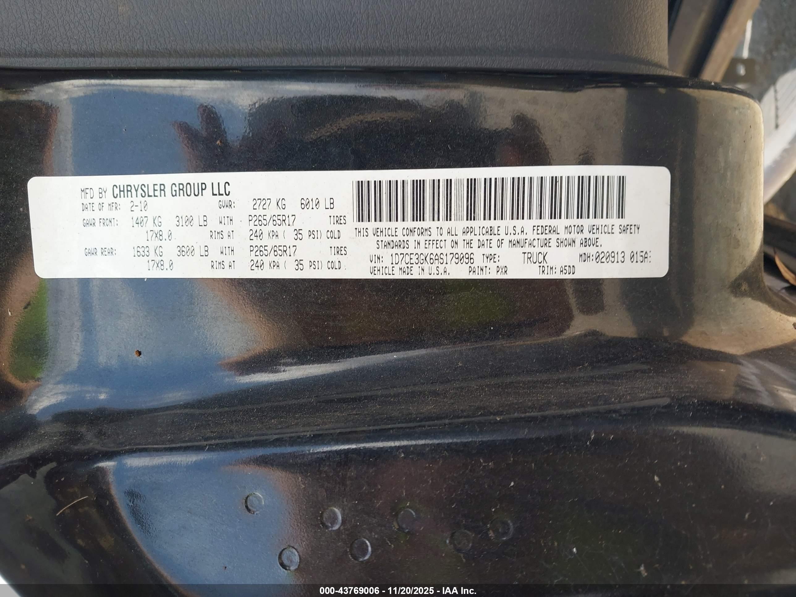 DODGE DAKOTA image 9
