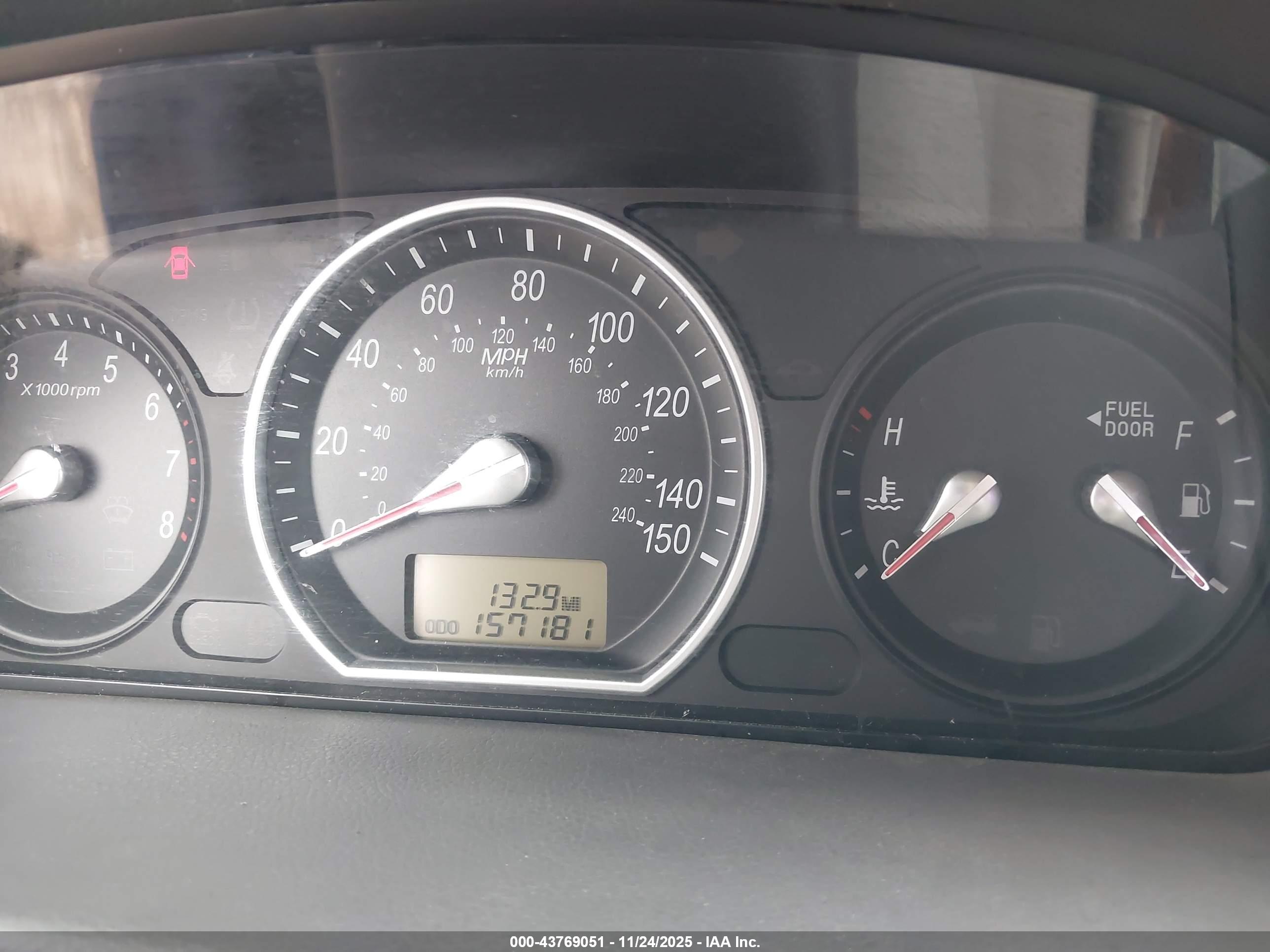 HYUNDAI SONATA image 7