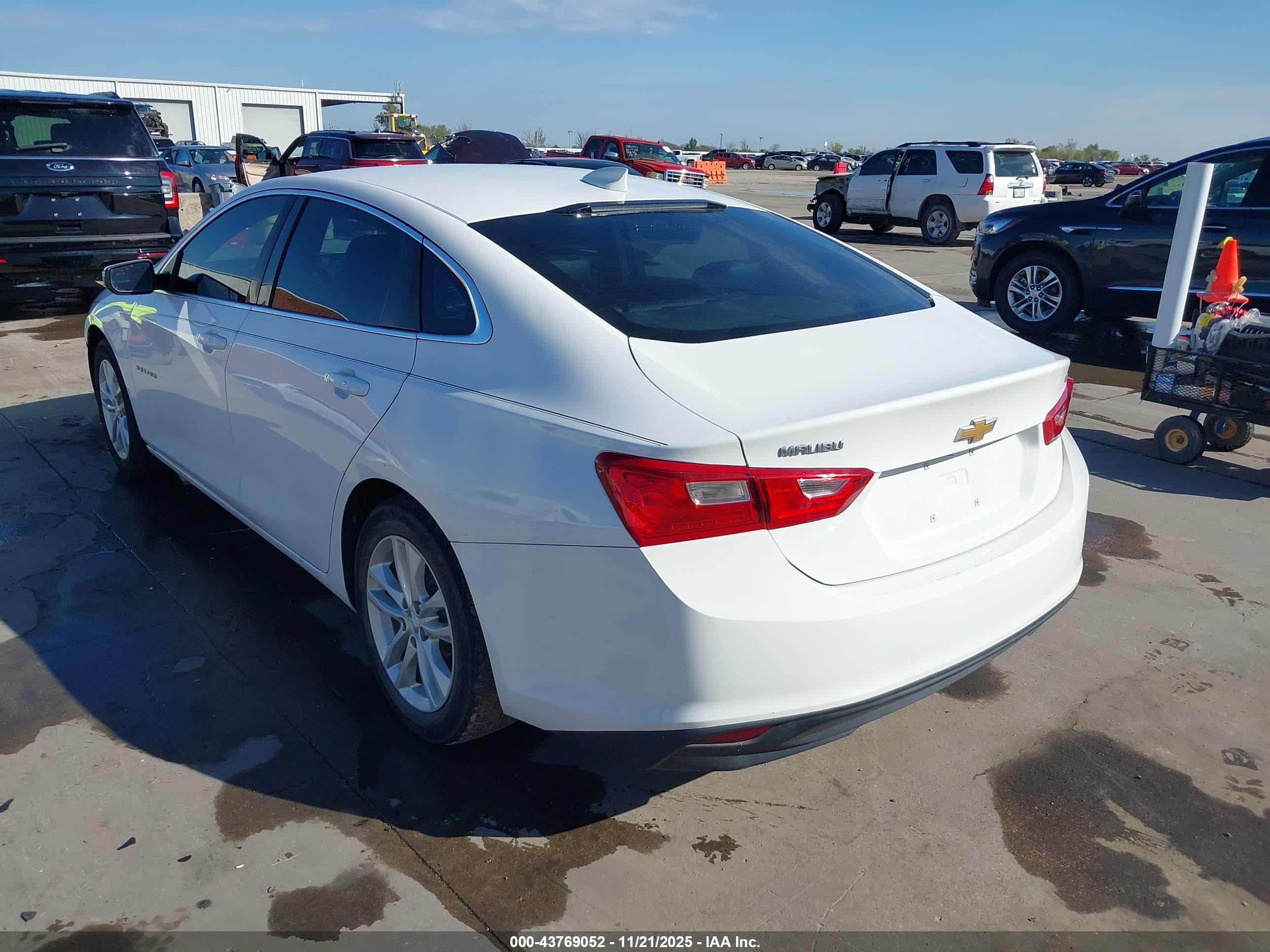 CHEVROLET MALIBU image 3