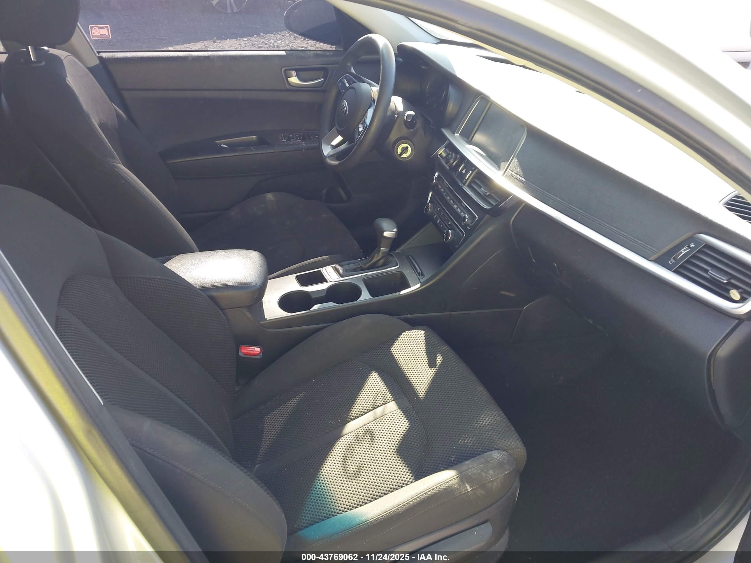 KIA OPTIMA image 5