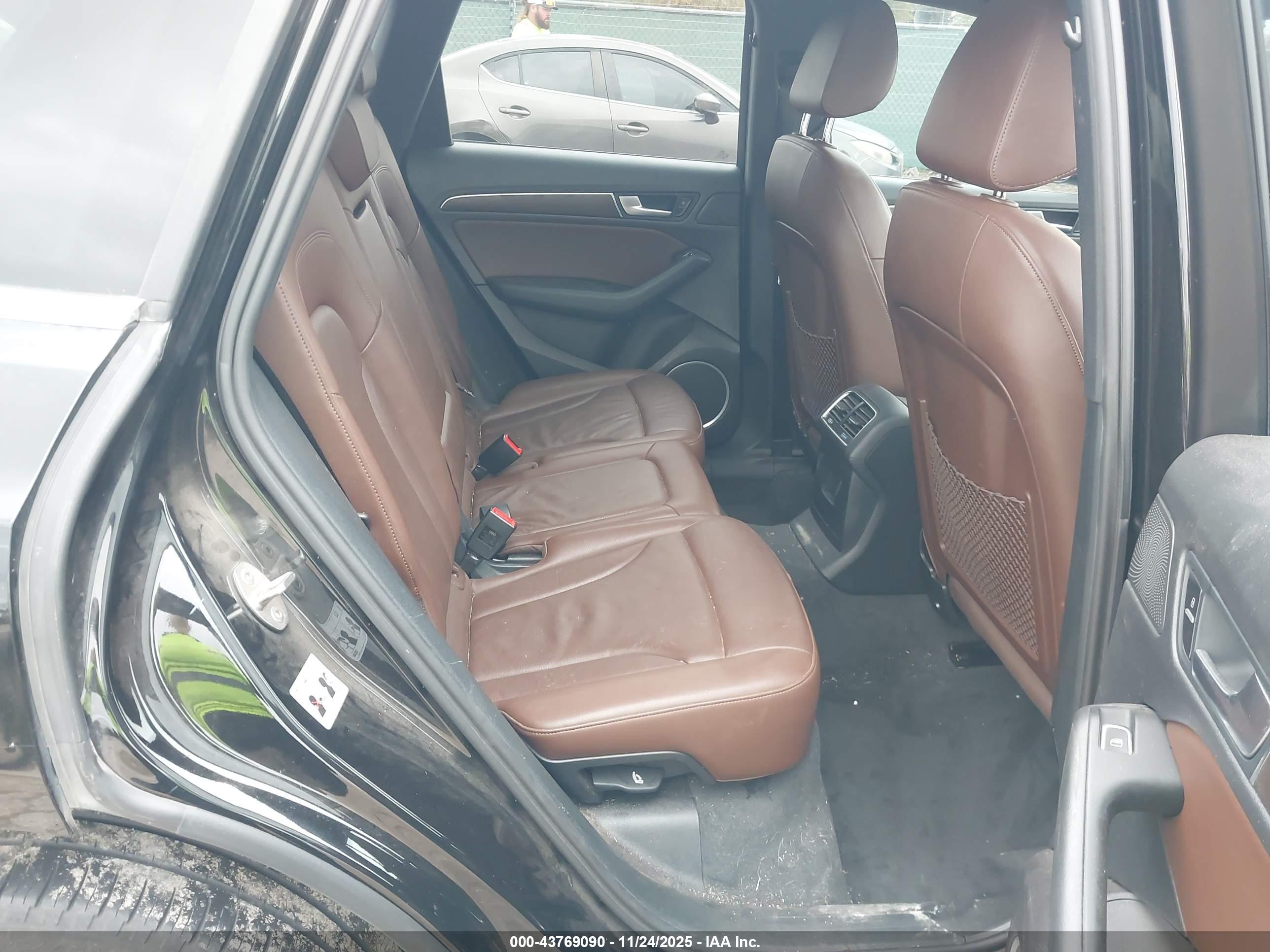 AUDI Q5 image 8
