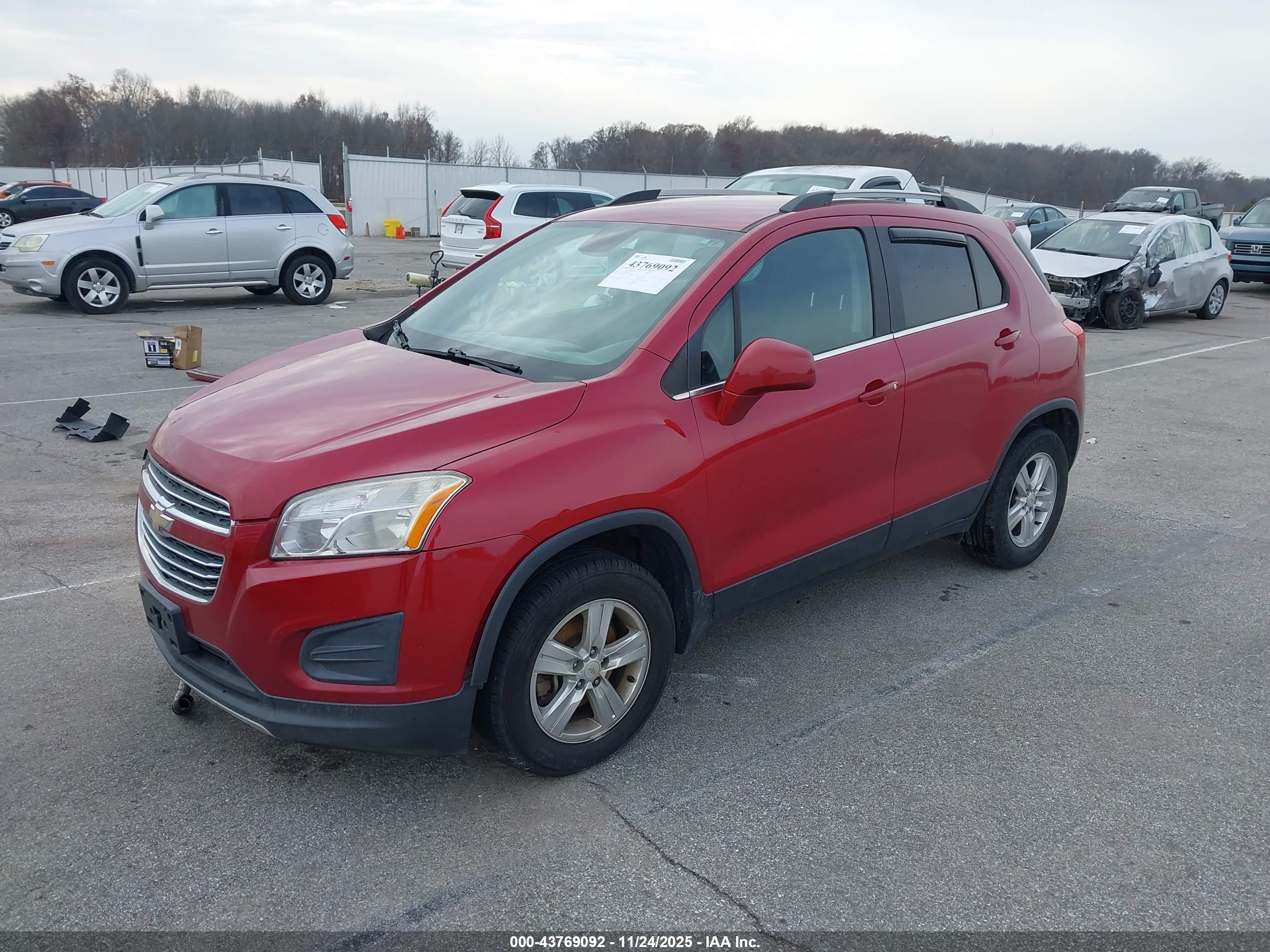 CHEVROLET TRAX image 2