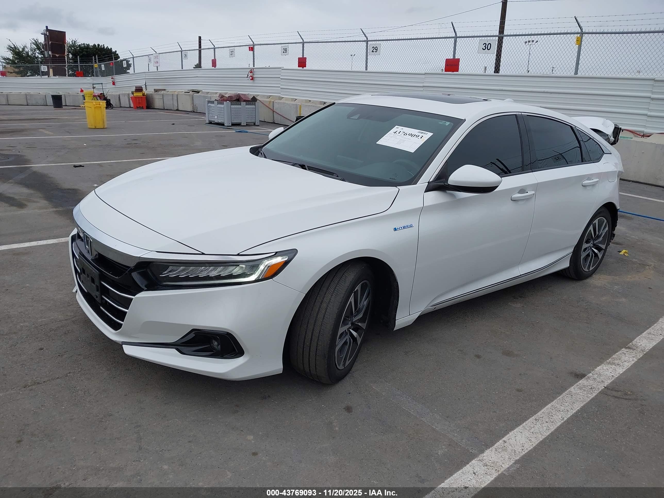HONDA ACCORD image 2