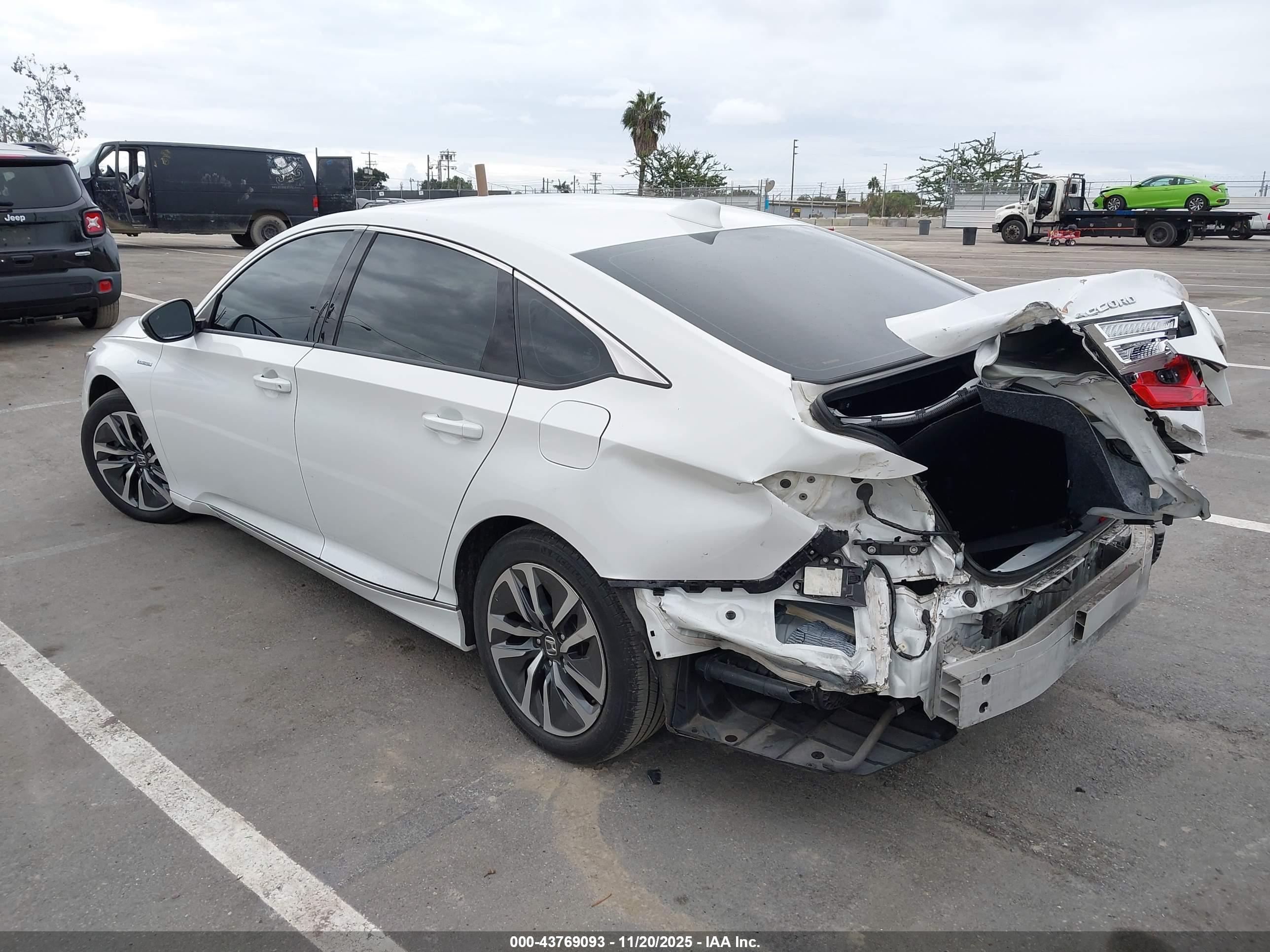 HONDA ACCORD image 3