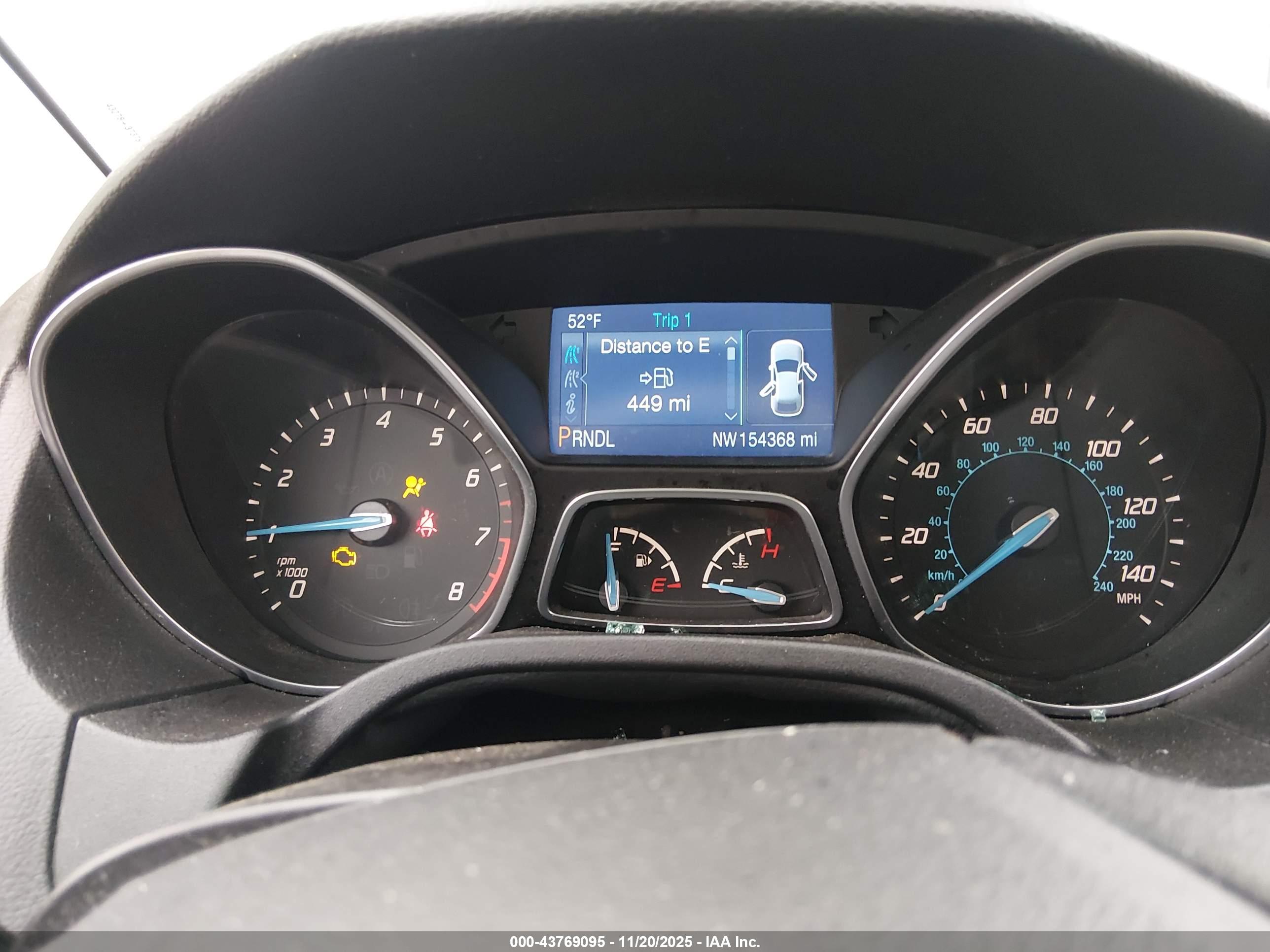 FORD FOCUS image 7
